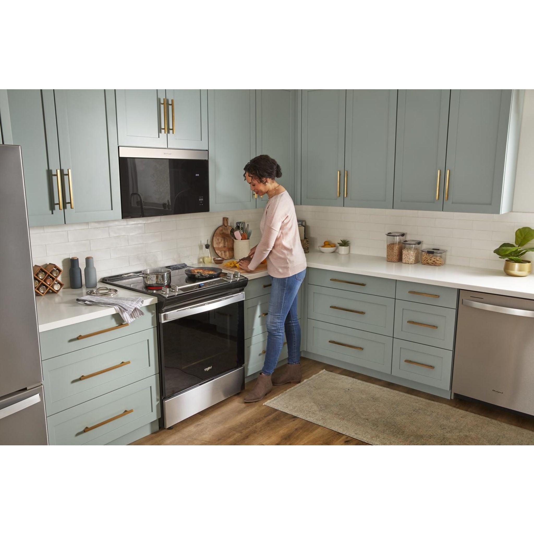 Whirlpool YWMMF5930PZ Over The Range Microwave - Fingerprint Resistant Stainless Steel, 1.6 cu.ft Capacity, 1000W Cooking Power - Perfect for Kitchen Remodeling & Small Space Cooking