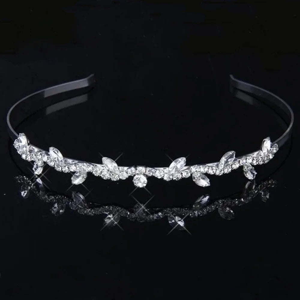 AINAMEISI Elegant Bridal Hair Accessories for Women - Pearl Crystal Rhinestone Wedding Tiara Crown | Perfect for Bridal Shower, Wedding Ceremony & Special Occasions