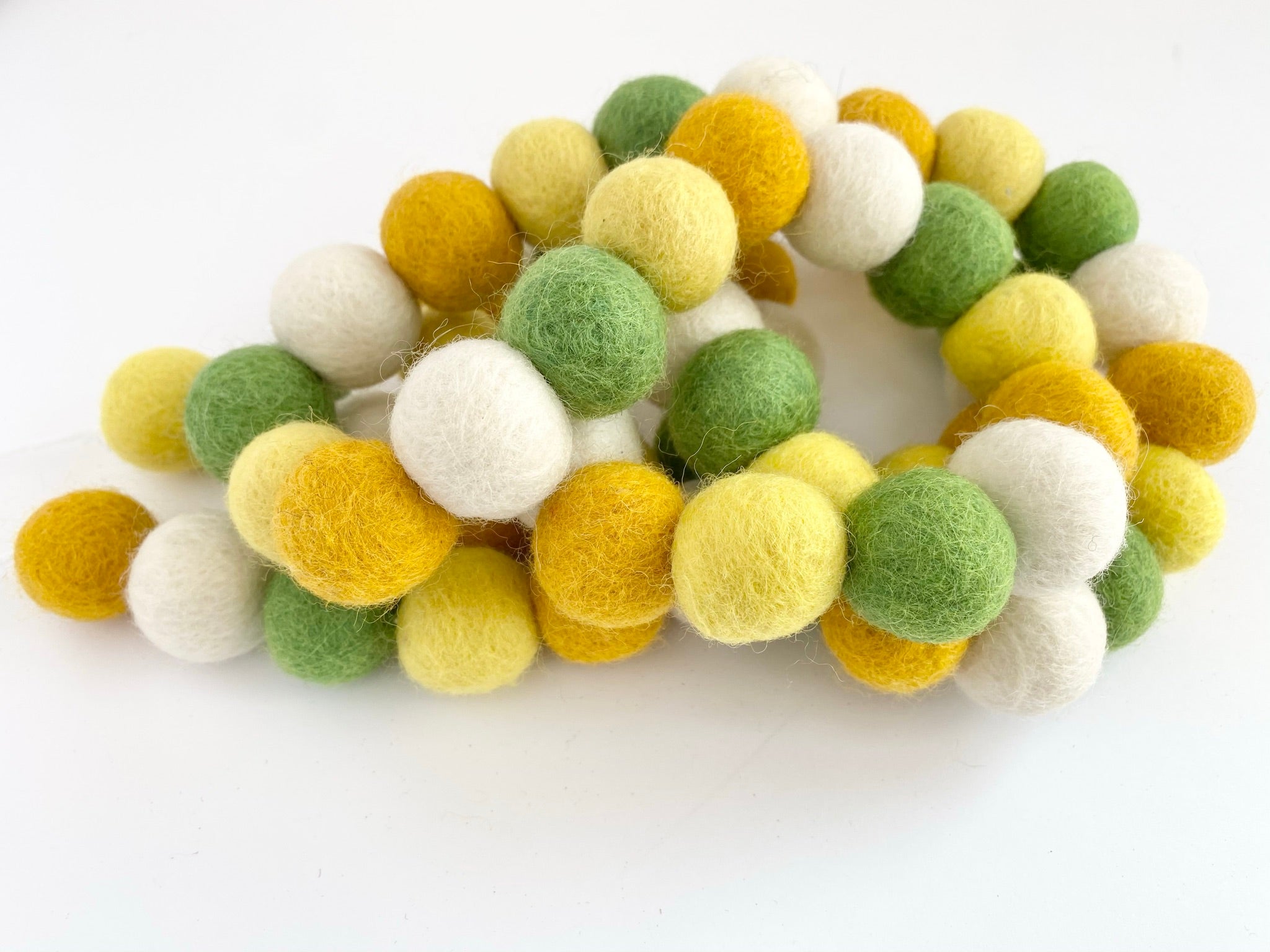 Dandelion Felt Ball Garland - Handmade Wool Decor for Nursery, Wedding & Boho Home Decor - Perfect for Baby Showers, Birthday Parties & Wall Hangings