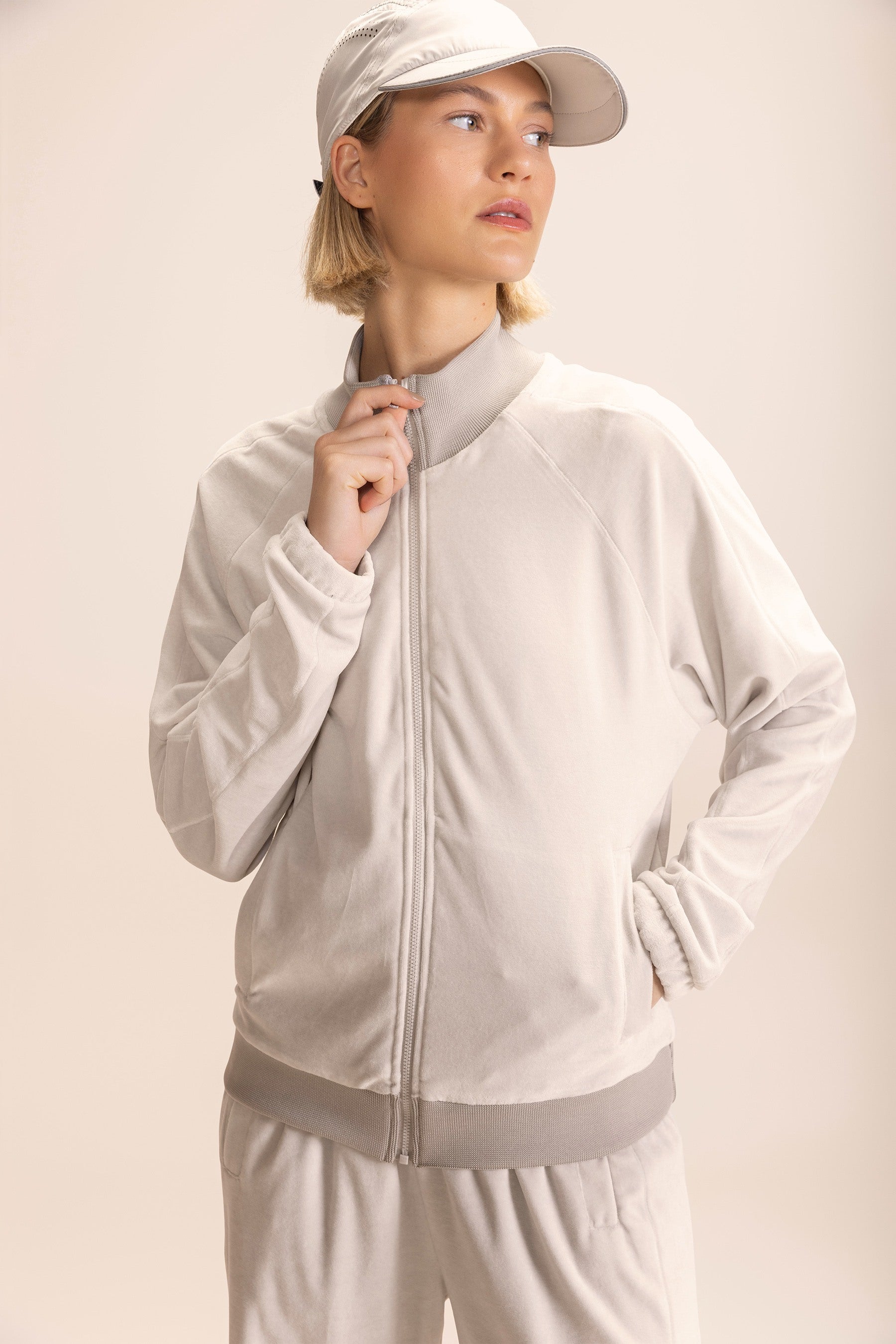 Frosty Jacket 455297 - Waterproof Winter Coat for Men & Women - Perfect for Skiing, Snowboarding & Outdoor Adventures
