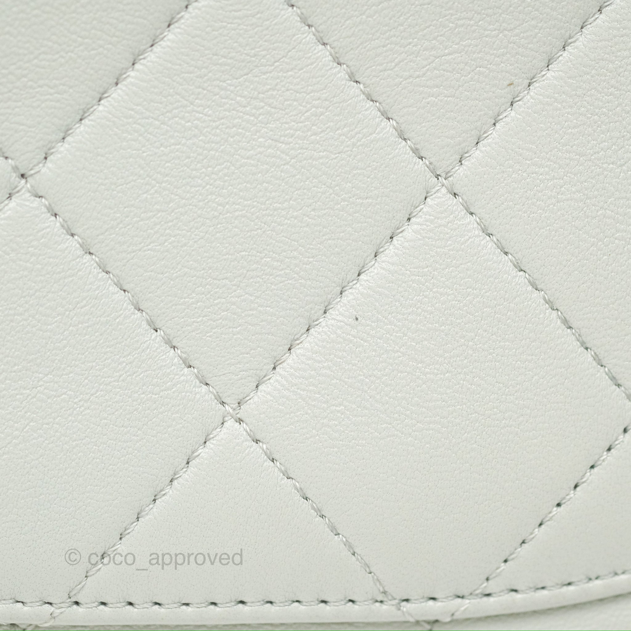Chanel Classic Flap Bag with Chain Handle in Light Grey Calfskin & Aged Gold Hardware - Perfect for Evening Events, Date Nights & Luxury Fashion Accessories