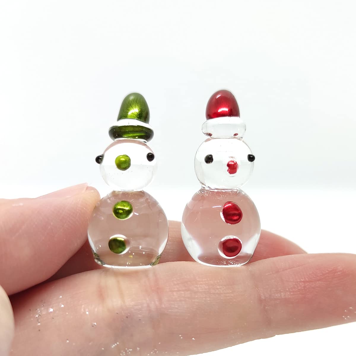 Hand Blown Clear Glass Snowman Figurines - Miniature Christmas Decor, Holiday Home Décor Collectible (Red & Green) | Perfect for Christmas Tree Ornaments, Gift Exchange & Winter Table Centerpieces