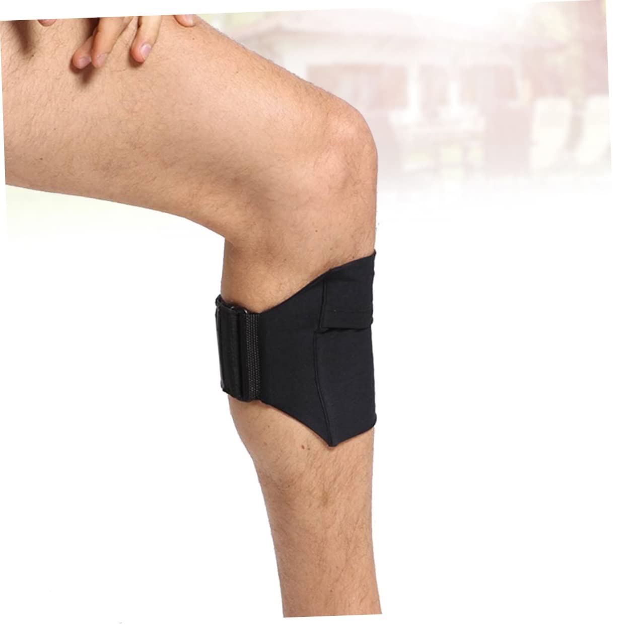 Universal Phone Holder for Running & Leg Exercise - Adjustable Hook & Loop Tape for Secure Phone Storage - Perfect for Jogging, Gym Workouts & Outdoor Activities