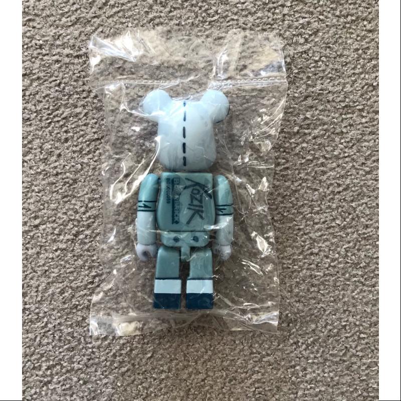 Bearbrick Series 6 ARTIST Kozik 100% Collectible Vinyl Figure - Limited Edition Art Toy for Display & Collection - Perfect for Home Decor, Office Display, and Pop Culture Enthusiasts