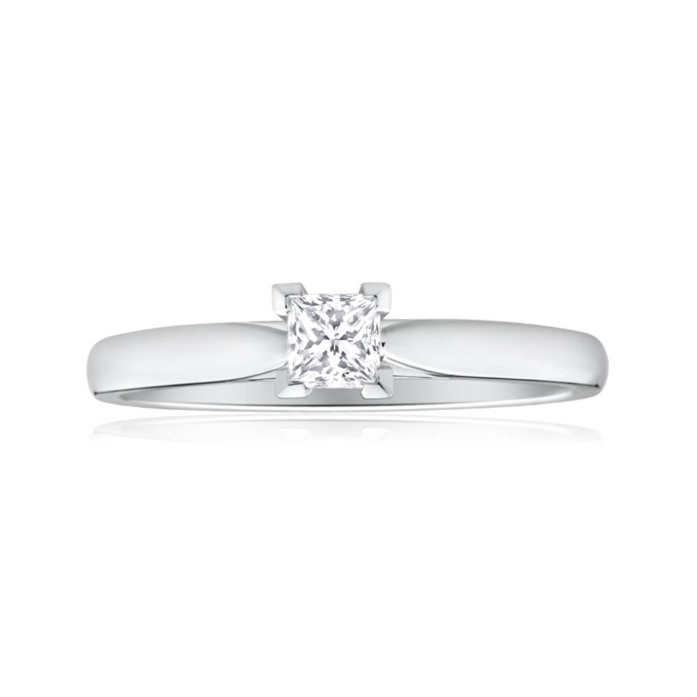 18ct White Gold Solitaire Ring with 0.2 Carat Diamond - Elegant Engagement Ring for Women, Perfect for Proposals, Anniversaries & Special Occasions