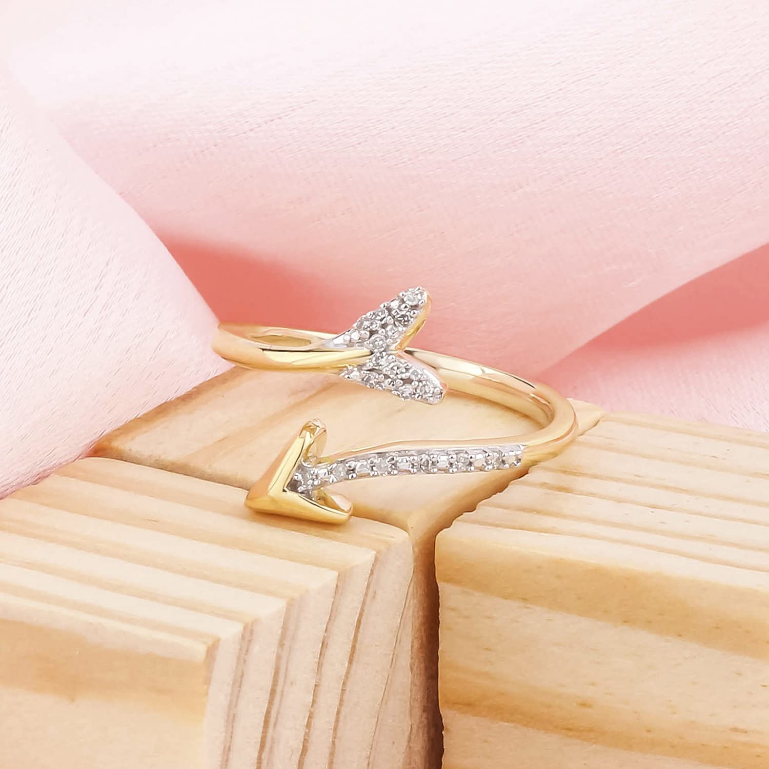 1/20cttw Diamond Arrow Ring for Women - 925 Sterling Silver, Yellow Gold-Plated or Rose Gold-Plated | Elegant Split Shank Design with Round White Diamonds | Perfect Gift for Anniversary, Valentine's Day & Special Occasions