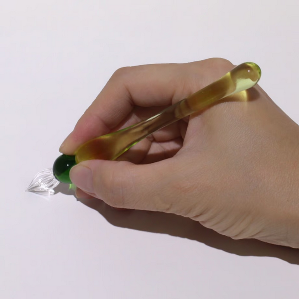 Japanese Glass Dip Pen - Short Green Calligraphy Pen for Handwriting & Art, Perfect Gift for Writers, Artists & Calligraphy Enthusiasts - Ideal for Lettering, Journaling & Creative Writing