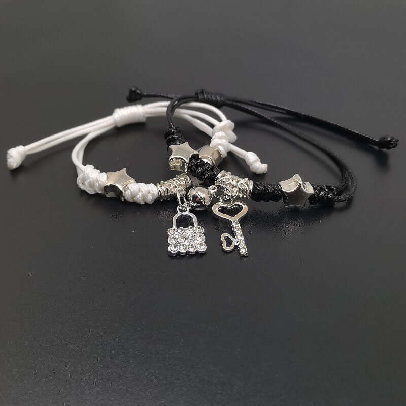 Magnetic Heartbeat Matching Bracelet SL0091 - Couple's Love Bracelet with Heartbeat Sync Technology for Romantic Gifts & Anniversaries | Perfect for Date Nights & Long Distance Relationships