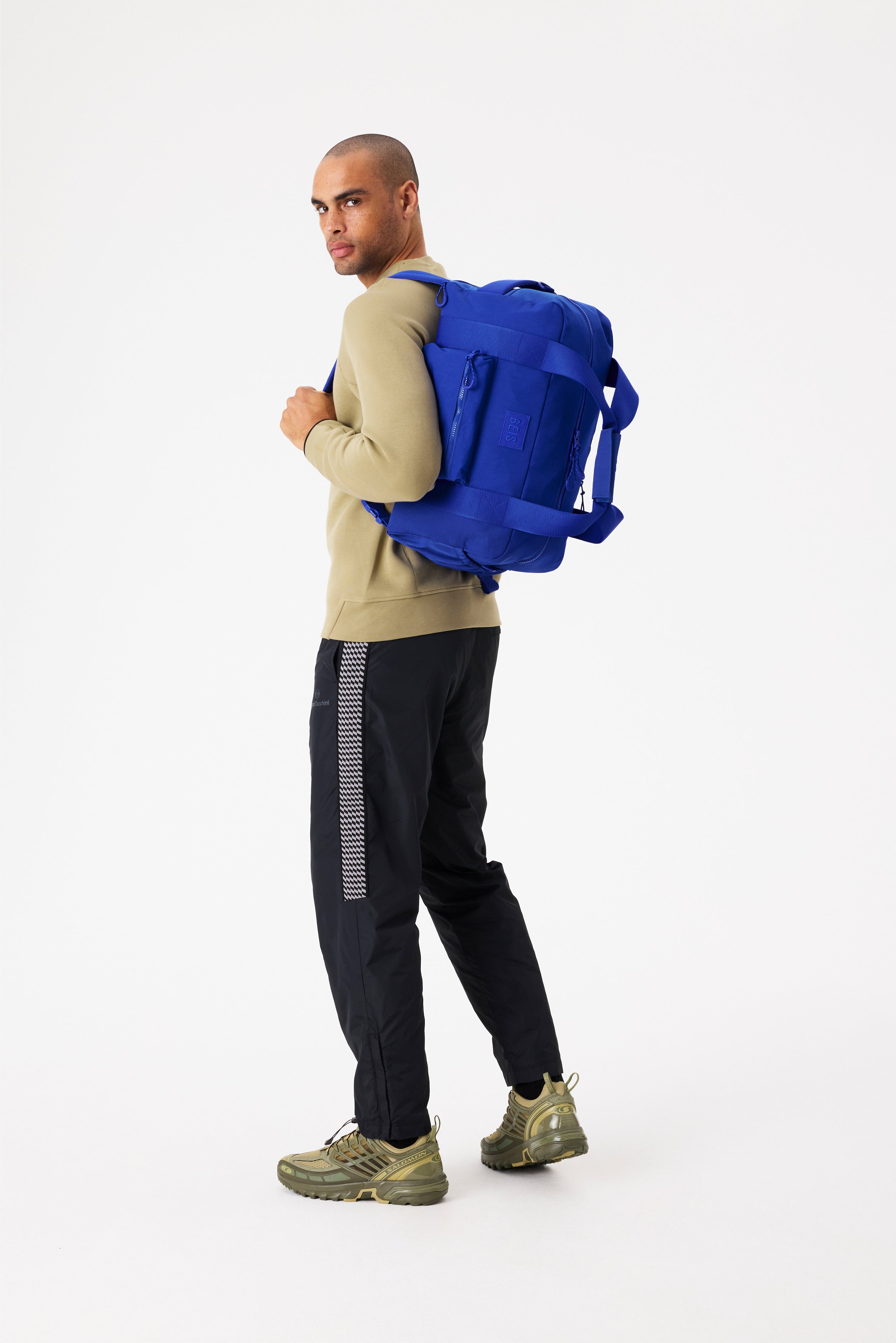 Premium Sport Duffle Backpack - Waterproof Gym Bag for Men & Women, Large Capacity Travel Duffel with Shoe Compartment - Ideal for Workout, Travel, Sports & Weekend Getaways (Cobalt Blue)