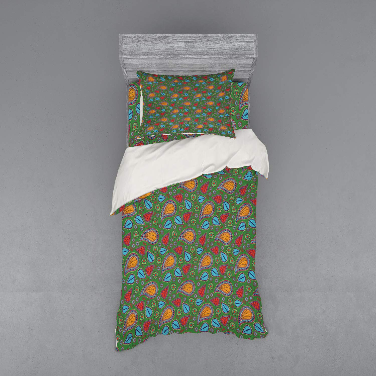 Ambesonne Ethnic Bedding Set - Floral Paisley Design with Swirls on Fern Green Backdrop, 3-Piece Duvet Cover Set with Pillow Sham & Fitted Sheet, Twin Size in Orange, Blue & Red - Perfect for Bohemian & Eclectic Bedroom Decor