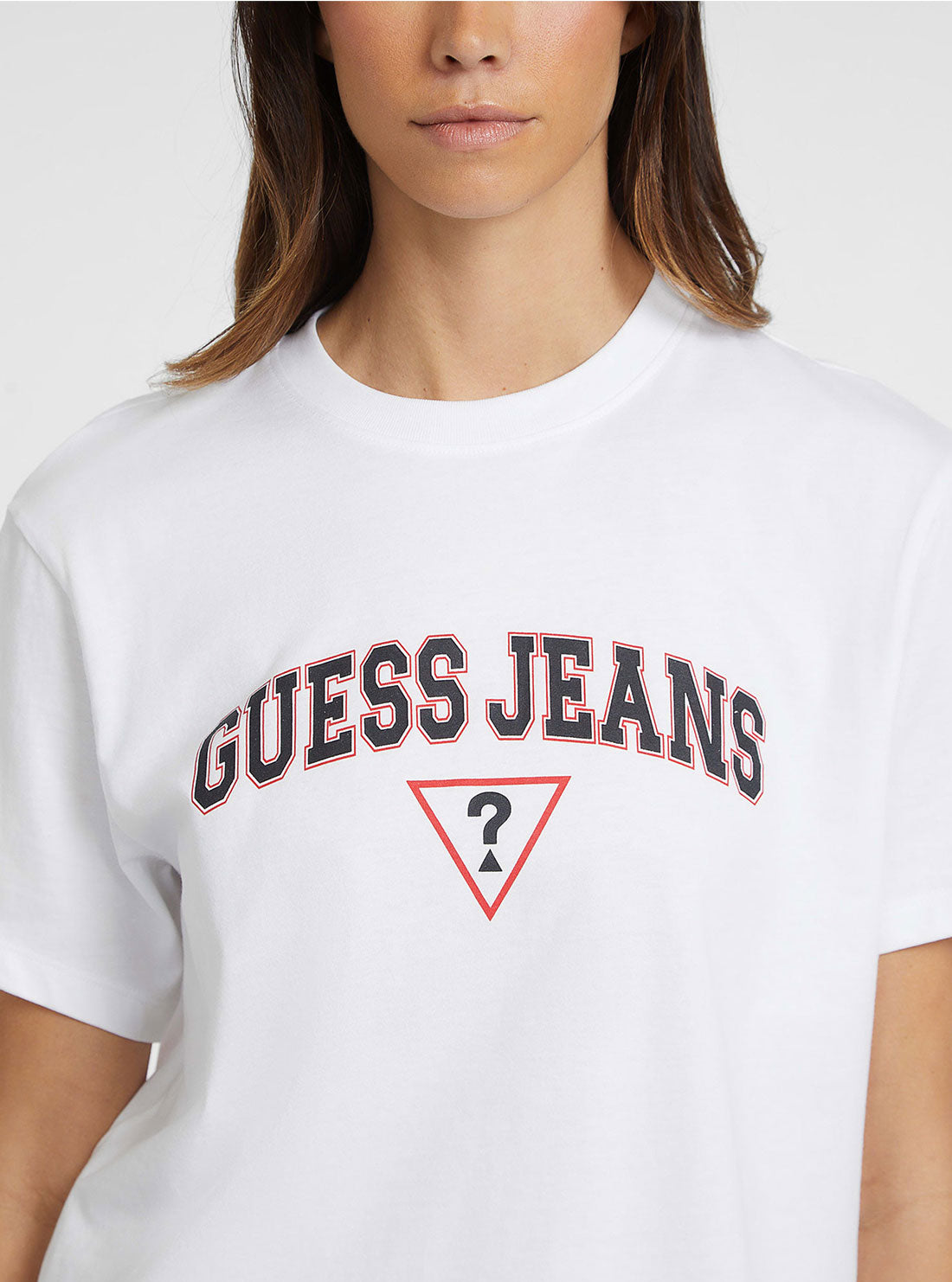 Guess Women's White Boxy Fit T-Shirt - Casual Short Sleeve Cotton Tee for Everyday Wear | Perfect for Street Style, Weekend Outfits & Layering