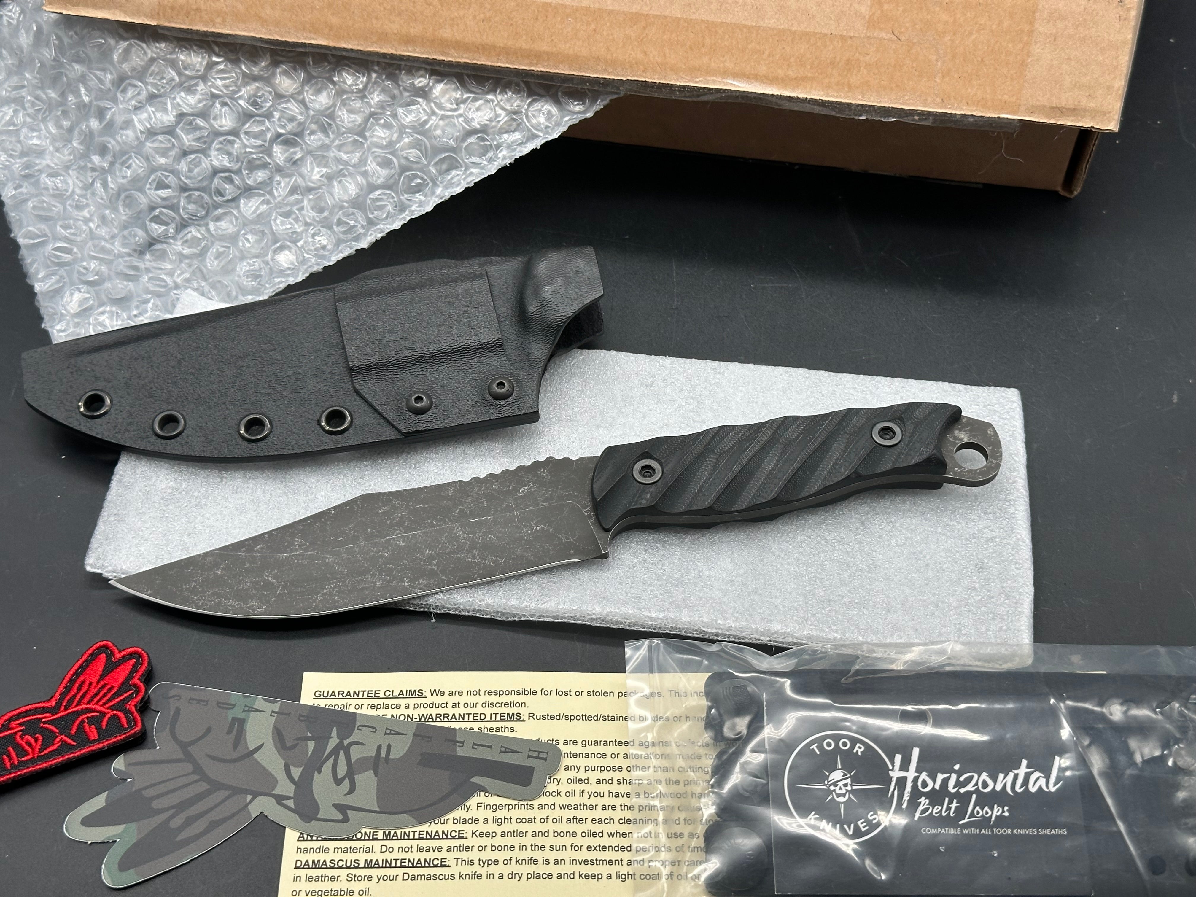 Half Face Blades Crow Scout - Premium Tactical Survival Knife for Outdoor Camping, Hunting & Bushcraft | Durable Full Tang Fixed Blade with Sheath | Perfect for Wilderness Adventures & Emergency Preparedness