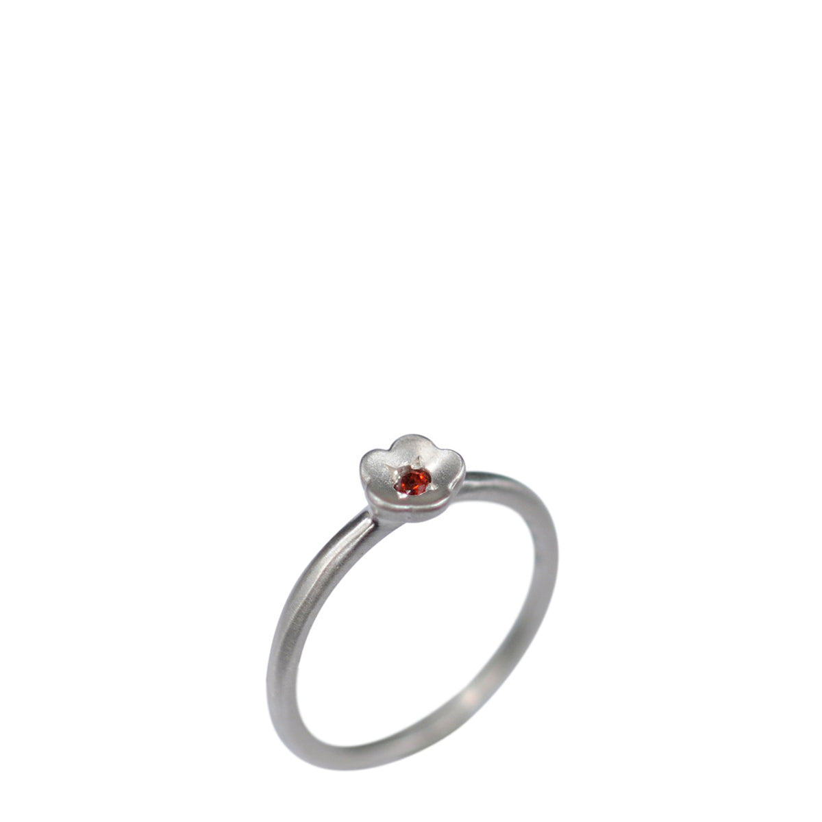 Genuine Sterling Silver Buttercup Flower Ring with Natural Garnet Gemstone – Perfect for Weddings, Anniversaries & Everyday Elegance