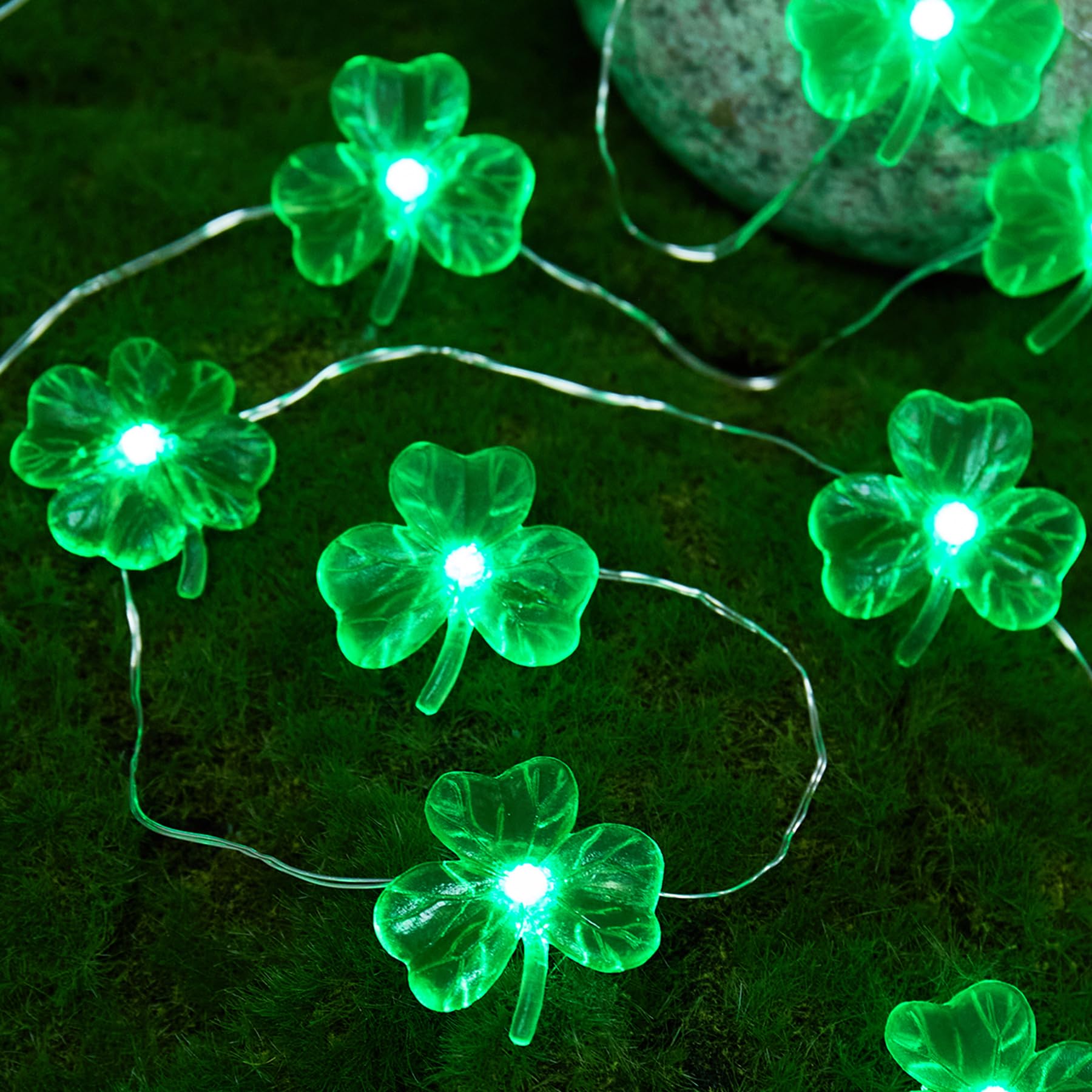 St. Patrick's Day Shamrock String Lights - 10ft 30 LED Green Clover Fairy Lights with USB/Battery Power for Home Decor, Party, Parade & Nightlight | Indoor/Outdoor Spring Festival Decorations