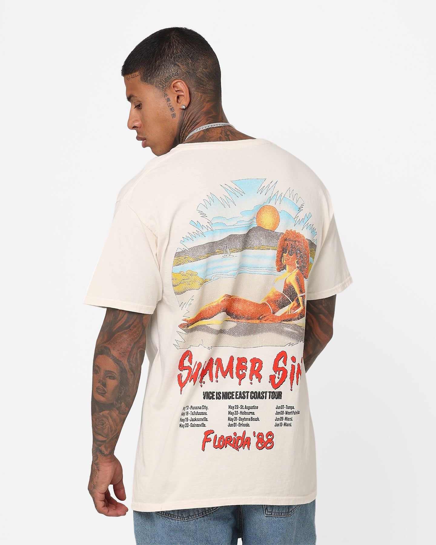 Vintage American Thrift Summer Sins T-Shirt - Off White Retro Graphic Tee for Casual Wear & Street Style Outfits