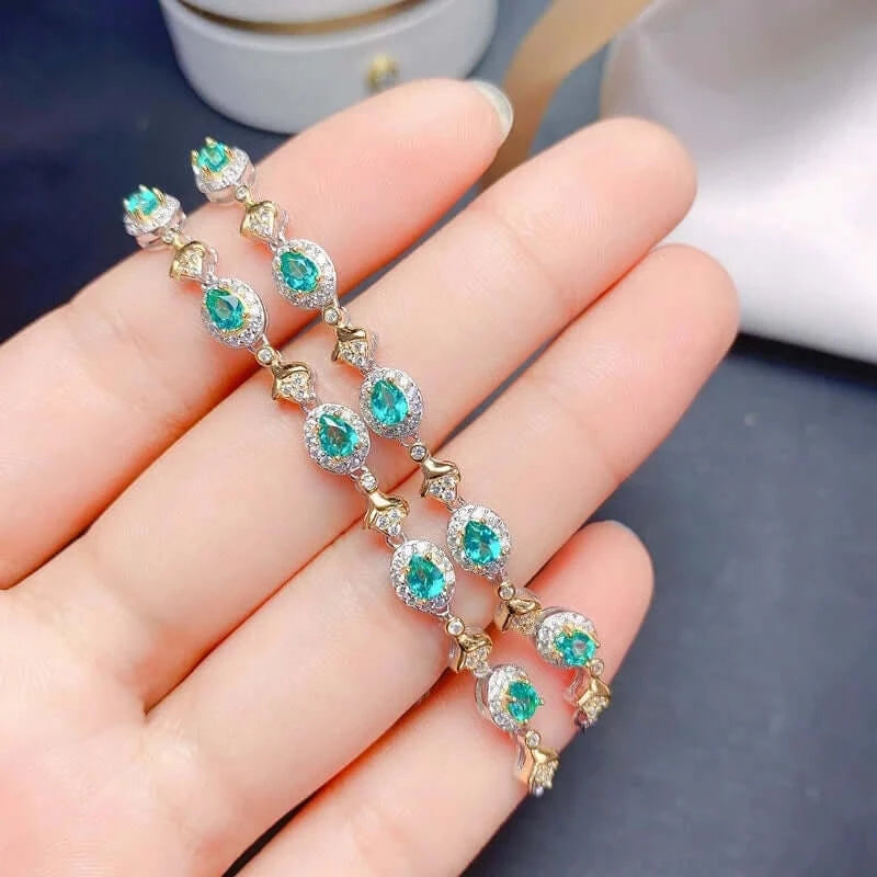 18K Platinum Green Topaz Scorpio Zodiac Bracelet for Women - Elegant Birthstone Jewelry Gift for Scorpio Birthday, Anniversary & Special Occasions | Perfect for Everyday Wear, Parties & Formal Events