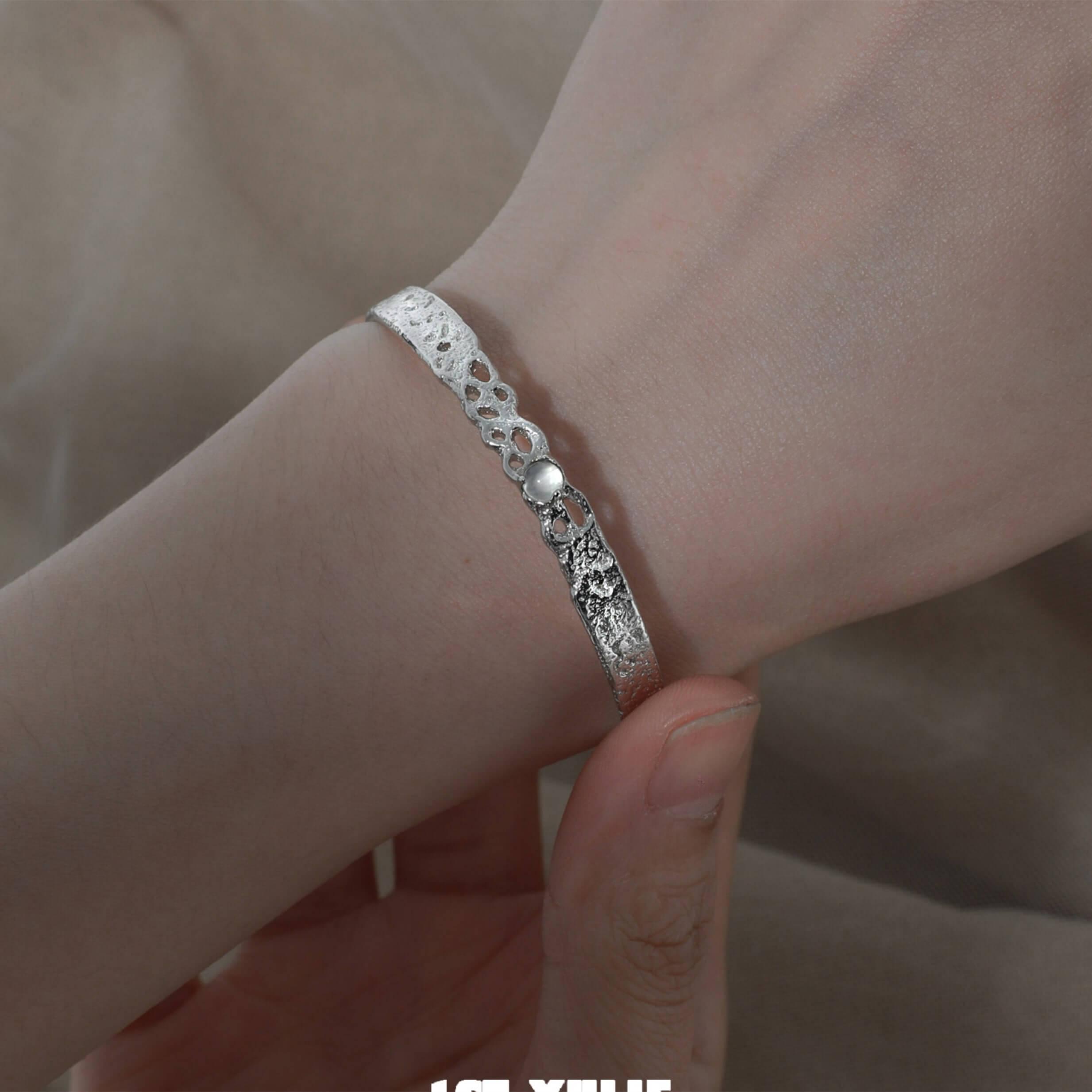Daybreak S925 Sterling Silver White Agate Bracelet for Women - Elegant Gemstone Beaded Wrist Jewelry Gift for Birthday, Anniversary & Everyday Wear