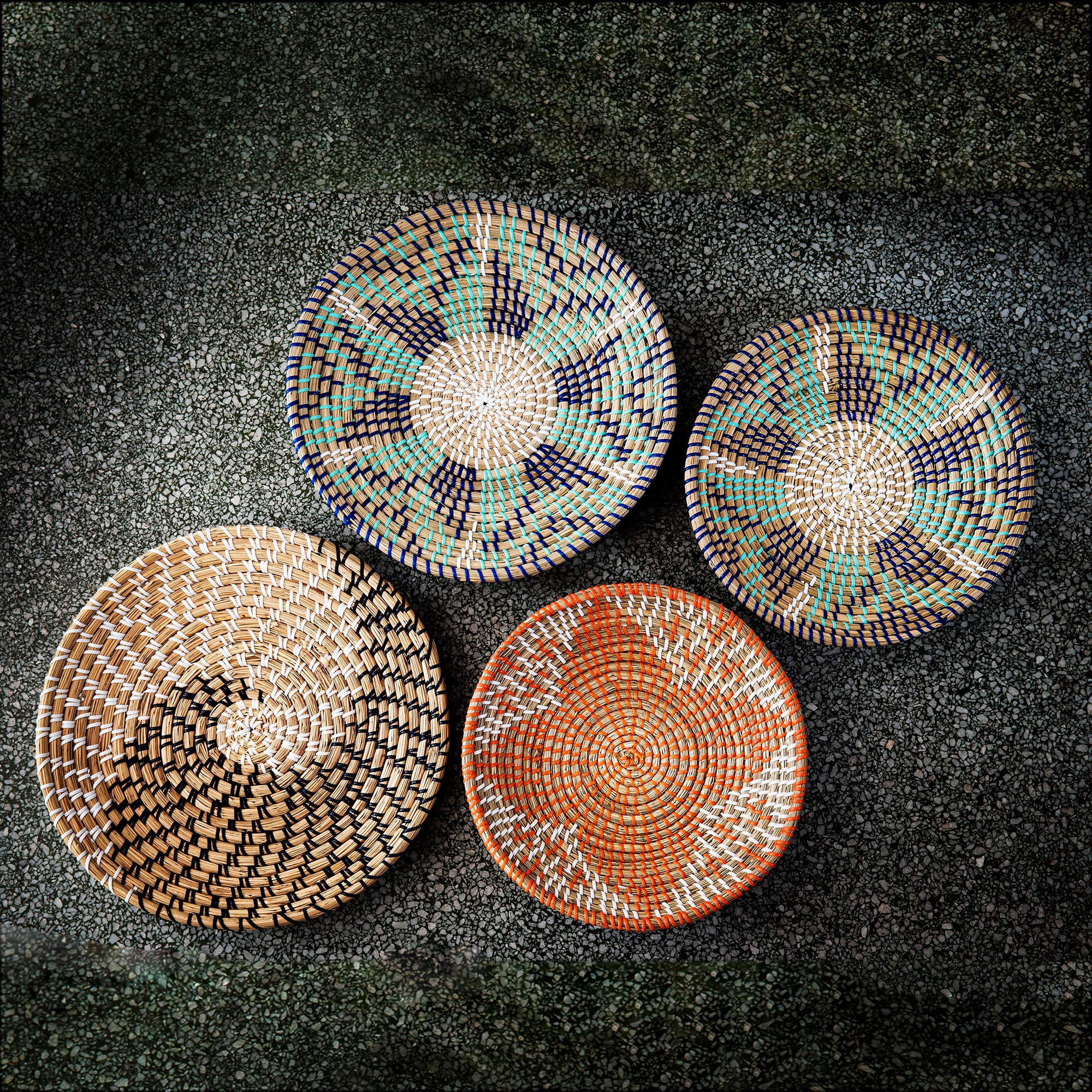Natural Seagrass Woven Wall Basket - 13.7