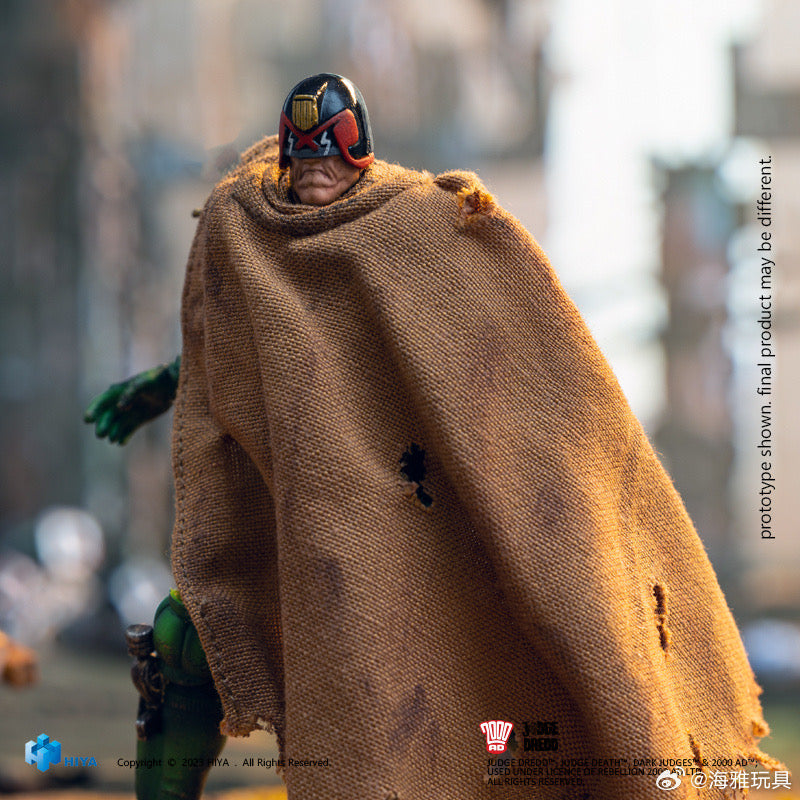 1/18 HIYA 4-Inch Action Figure - Exquisite Mini Series Cursed Earth Judge Dredd Collectible Toy for Display & Play | Perfect for Comic Fans & Collectors