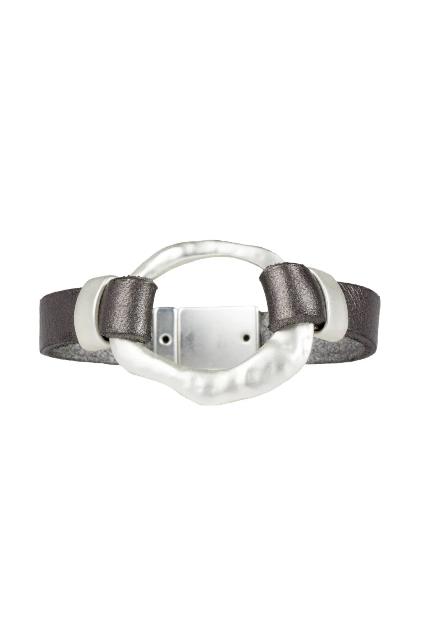 Handmade Hammered Metal Leather Bracelet for Men & Women - Boho Chic Jewelry for Casual Wear & Gift Giving