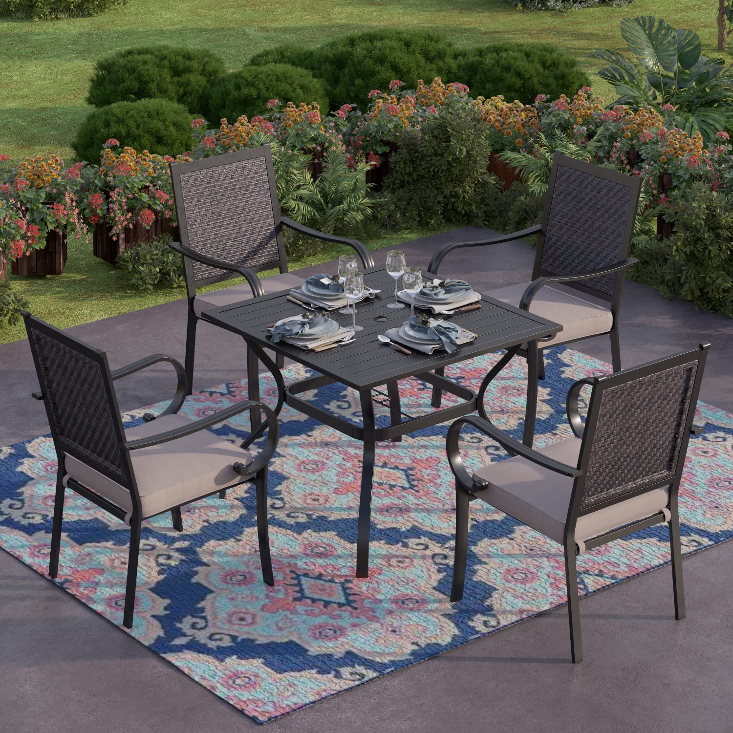 GREEN PARTY 4-Piece Outdoor Patio Dining Set - Rattan Chairs with Cushions & 37