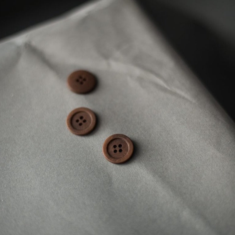 Merchant & Mills 15mm Corozo Buttons - Natural Eco-Friendly Howie Buttons for Sewing, Crafts & DIY Fashion Projects