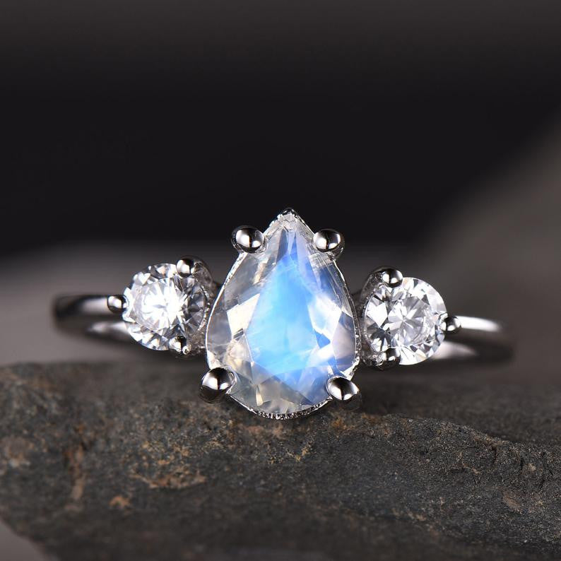 Vintage Pear Moonstone Engagement Ring for Women - 3 Stone Silver/White Gold Wedding Band - Perfect for Proposals, Anniversaries & Romantic Gifts