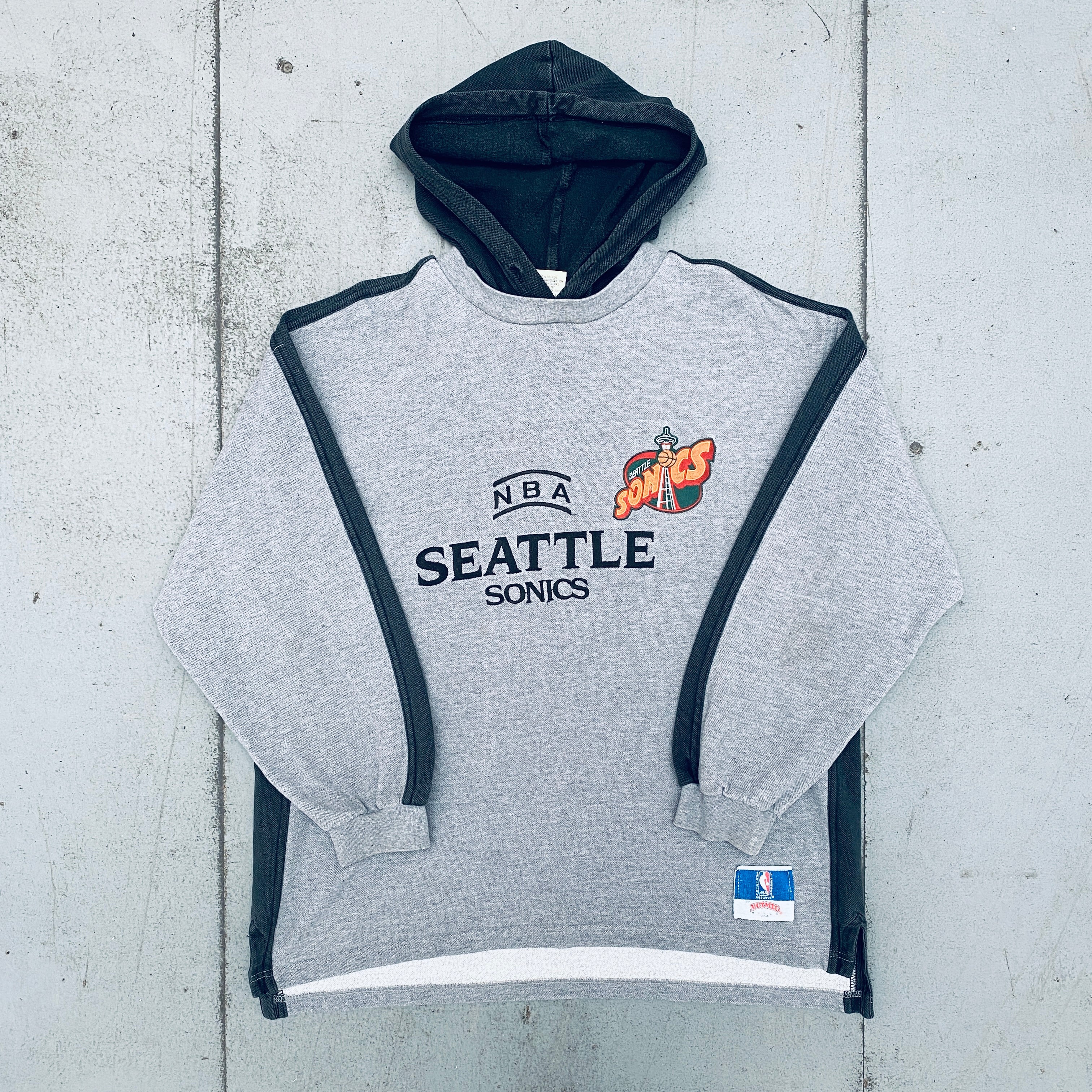 1990s Seattle Supersonics Nutmeg Mills Embroidered Spellout Hoodie - Vintage NBA Basketball Sweatshirt for Men - Perfect for Game Day & Casual Wear