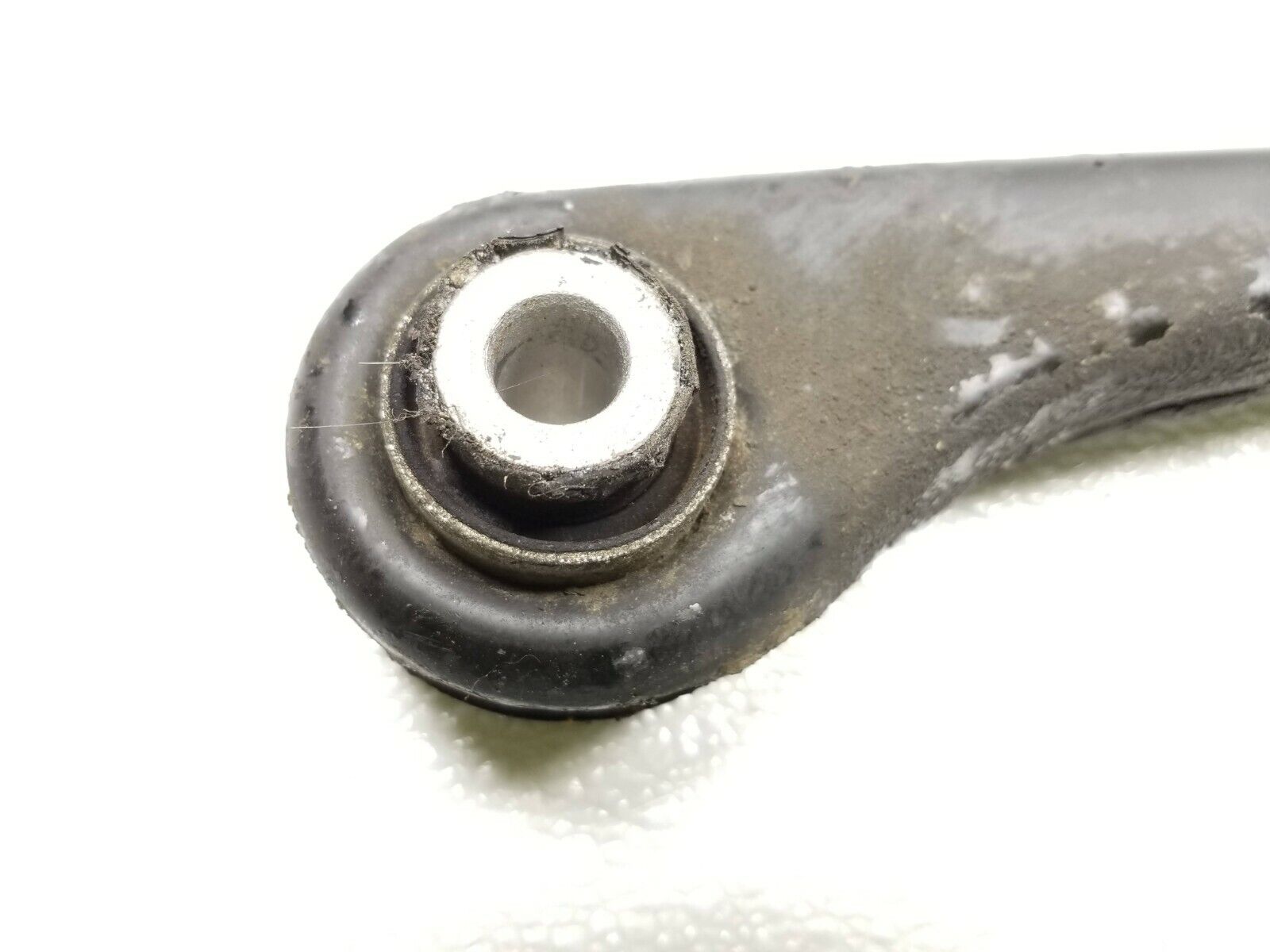 BMW E46 Sedan Rear Right Passenger Lower Control Arm - OEM Replacement Part - Perfect for Suspension Repair & Maintenance