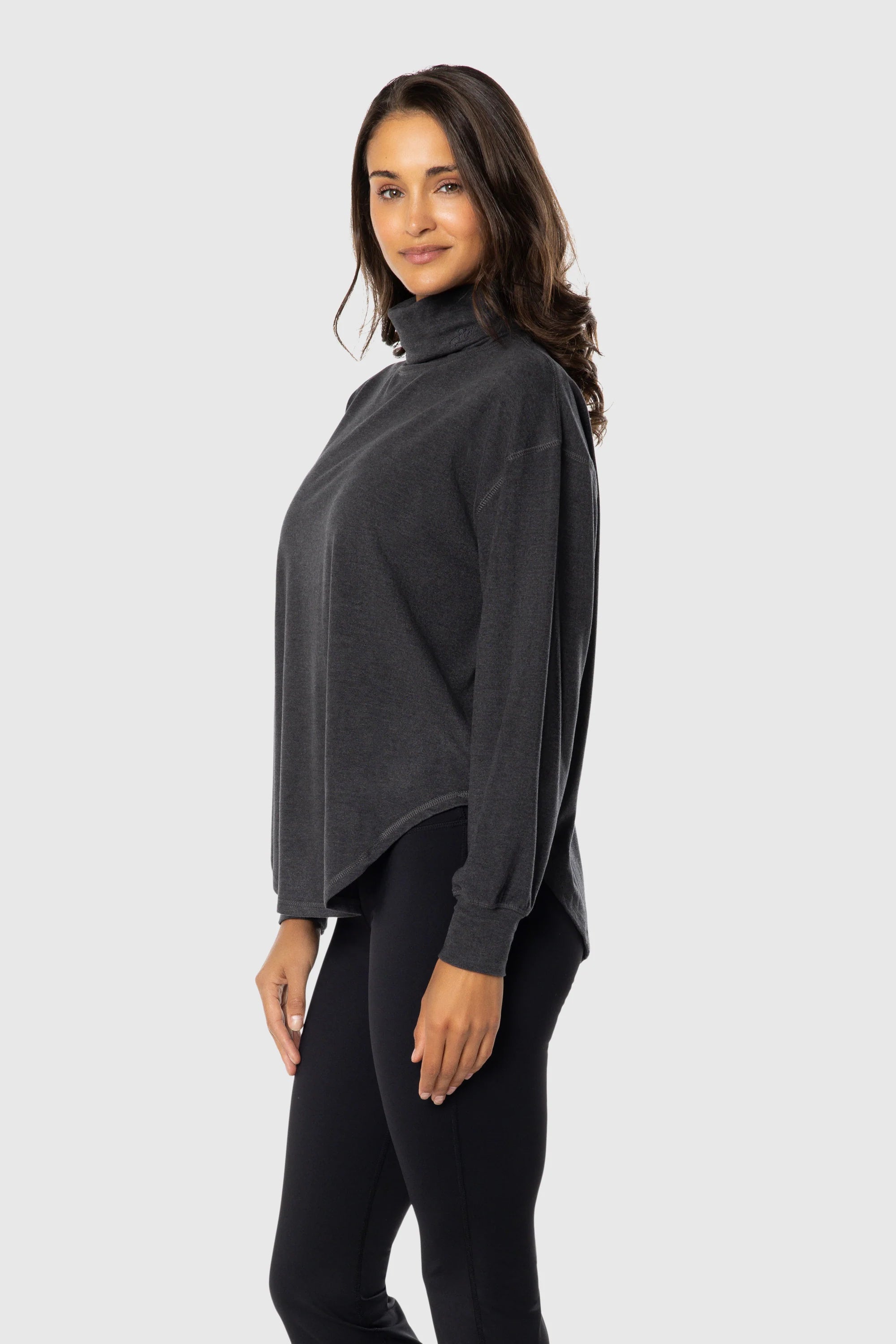 Cozy Turtleneck Sweater for Women - Soft & Warm Winter Knit Pullover - Perfect for Casual Outfits, Office Wear & Holiday Gatherings
