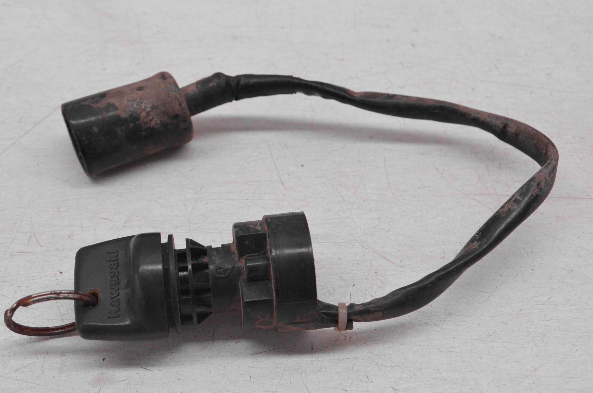 Brute Force 750 Ignition Switch with 2 Keys for Kawasaki 05-14 Models (27005-0019) - Perfect for ATV Repair & Off-Road Vehicle Maintenance