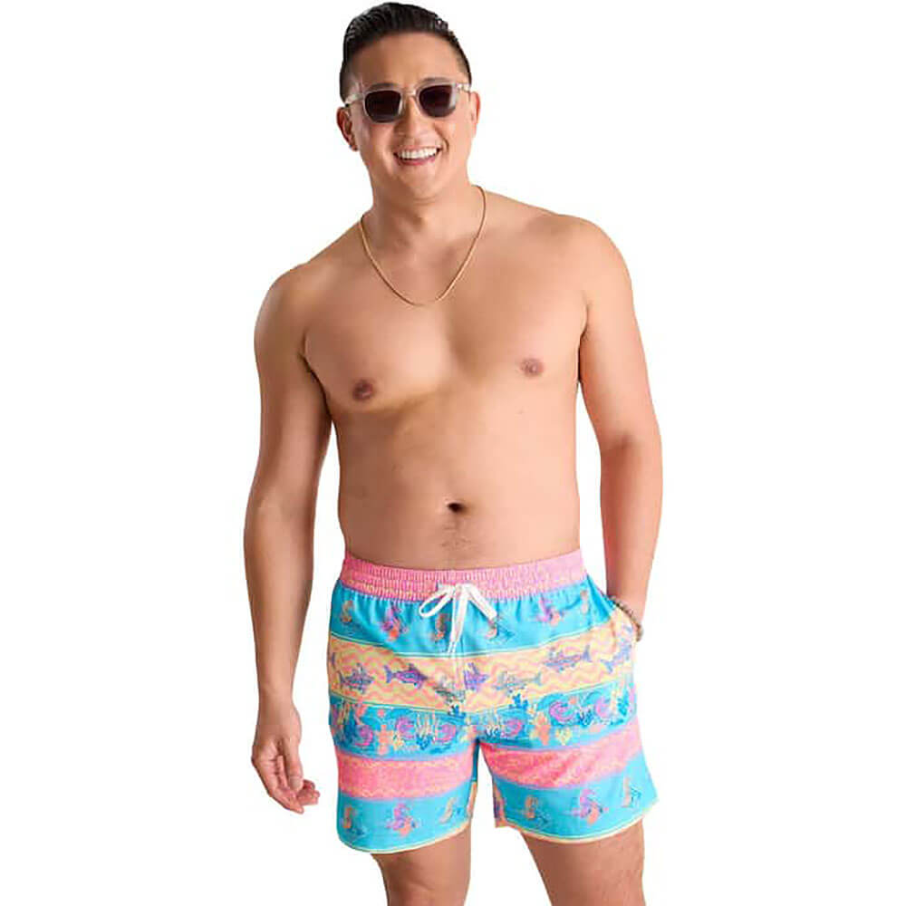 Chubbies 5.5 Inch The Rodeo Stingray Swim Trunks for Men - Bright Blue Quick-Dry Beach Shorts | Perfect for Swimming, Surfing & Summer Vacations