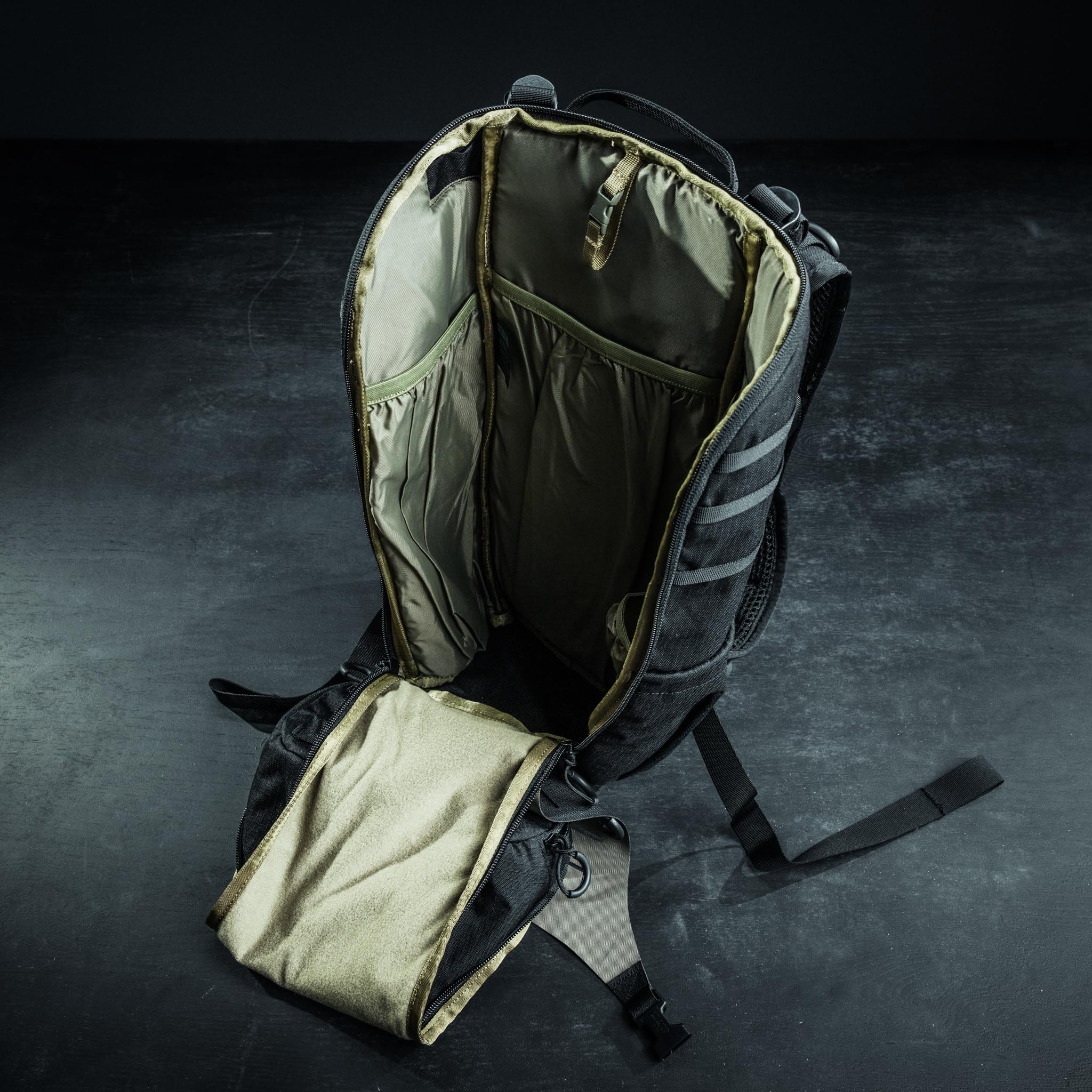 Eberlestock Bandit Pack - Durable EDC Backpack for Work & Outdoor Adventures | Perfect for Commuting, Hiking, and Everyday Carry