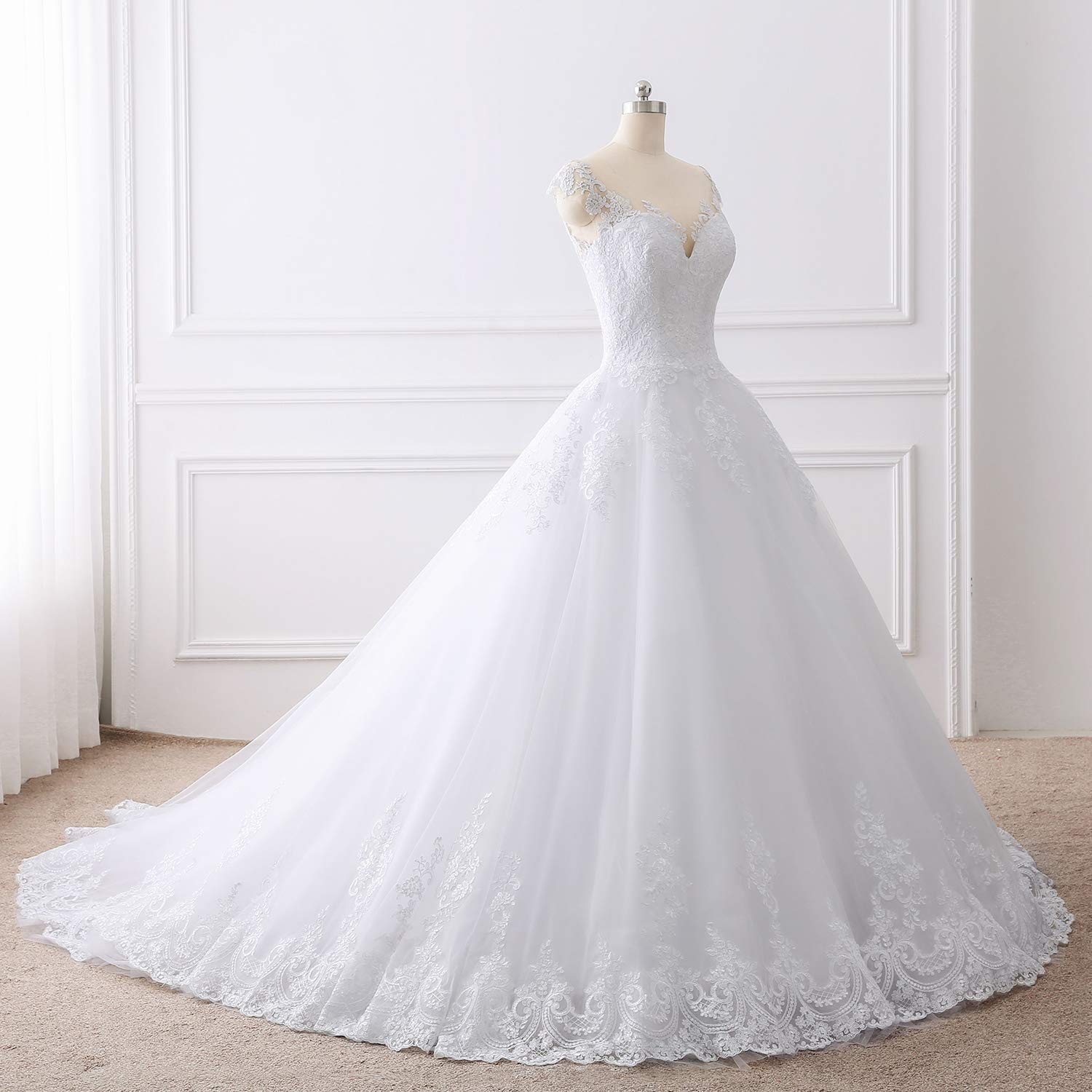 Ivory Wedding Dress Princess Ball Gown with Long Lace - Boho Beach Bridal Gown for Women Size 16W | Perfect for Beach Weddings, Boho-Themed Ceremonies & Romantic Outdoor Vows