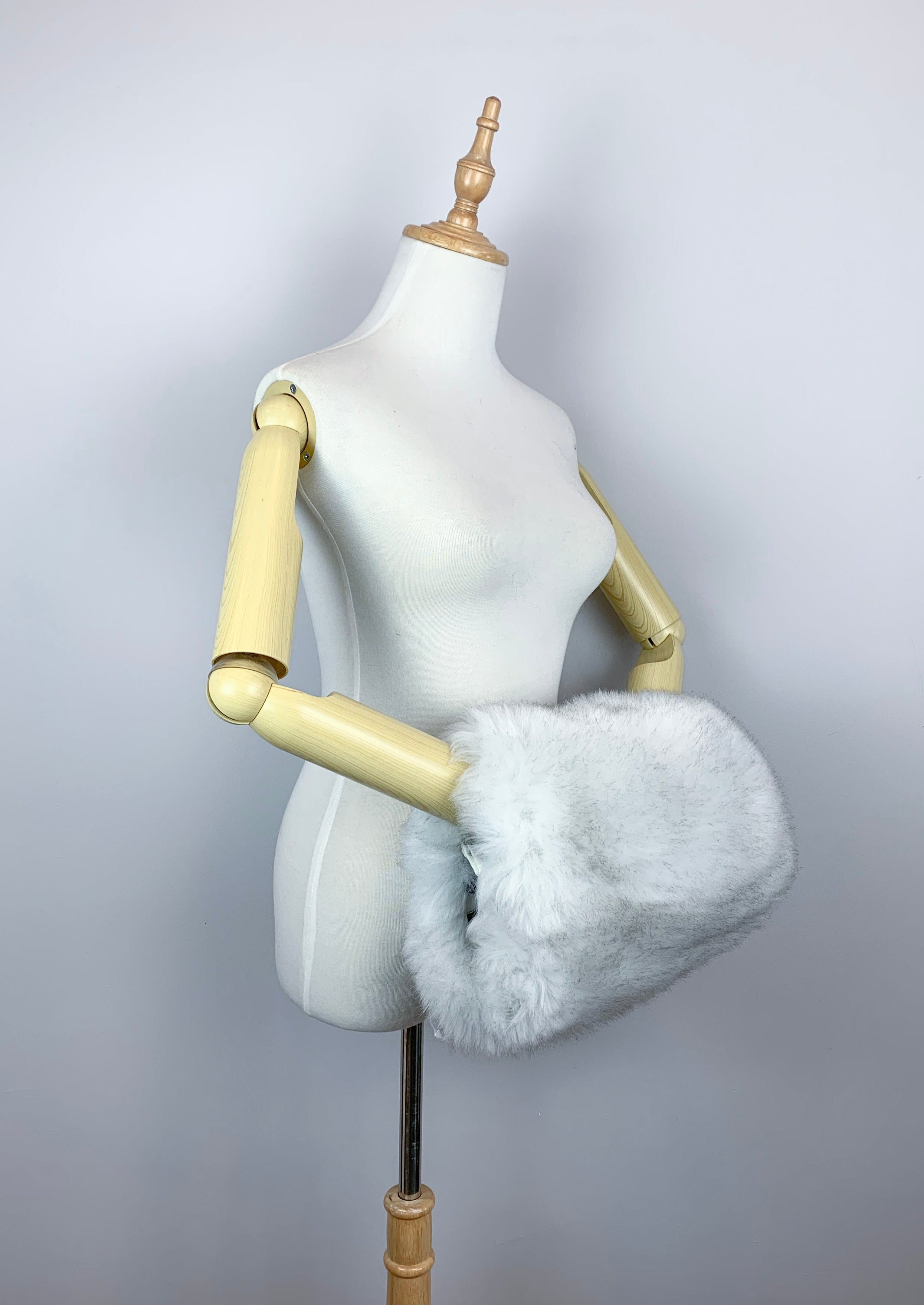 Cozy Faux Fur Muff with Phone Pocket & Handle - Winter Hand Warmer for Women, Phone Holder Accessory for Outdoor Activities, Commuting, and Cold Weather Fashion