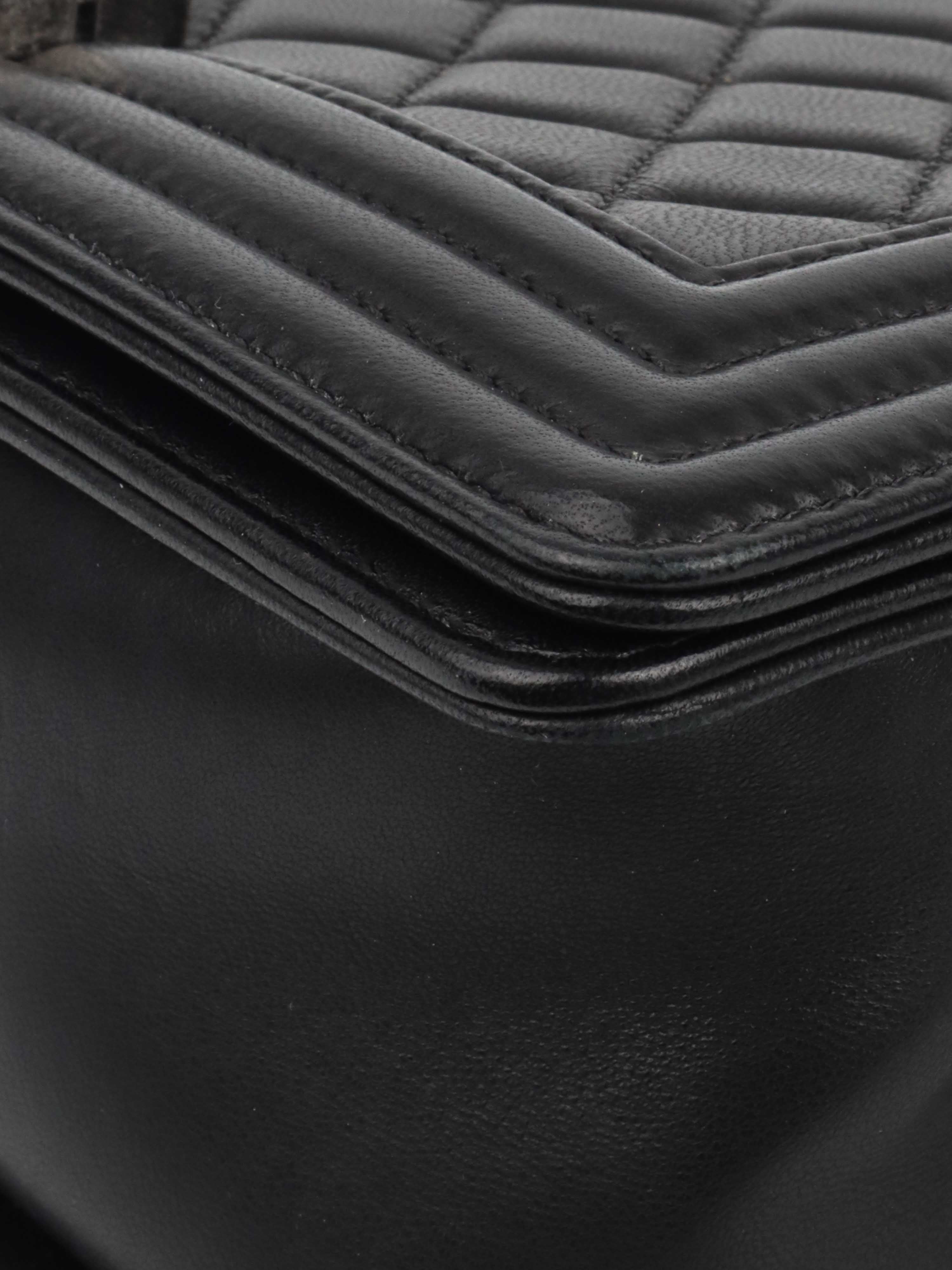 Chanel Black Lambskin Medium Boy Bag with Ruthenium Finish Metal Hardware - Luxury Designer Handbag for Women, Perfect for Evening Events & Special Occasions
