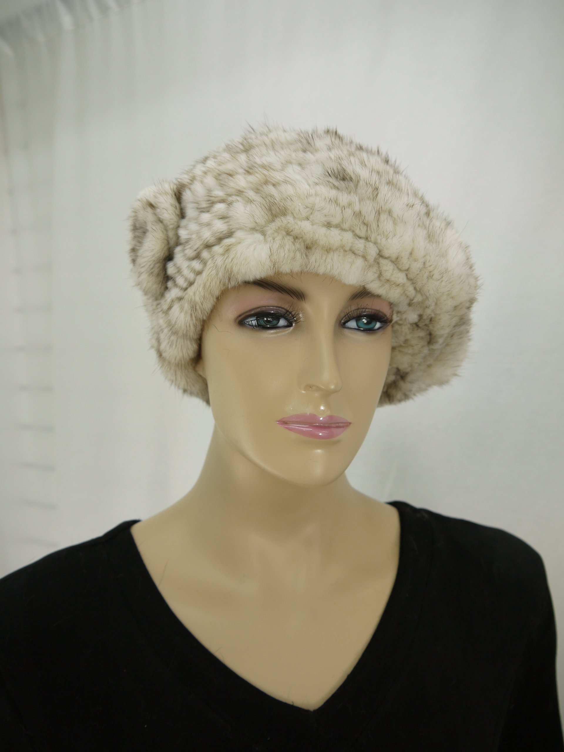 Hima Knit Mink Beret Hat with Rosette - Winter Fashion Women's Hat for Cold Weather, Outdoor Activities & Stylish Outfits