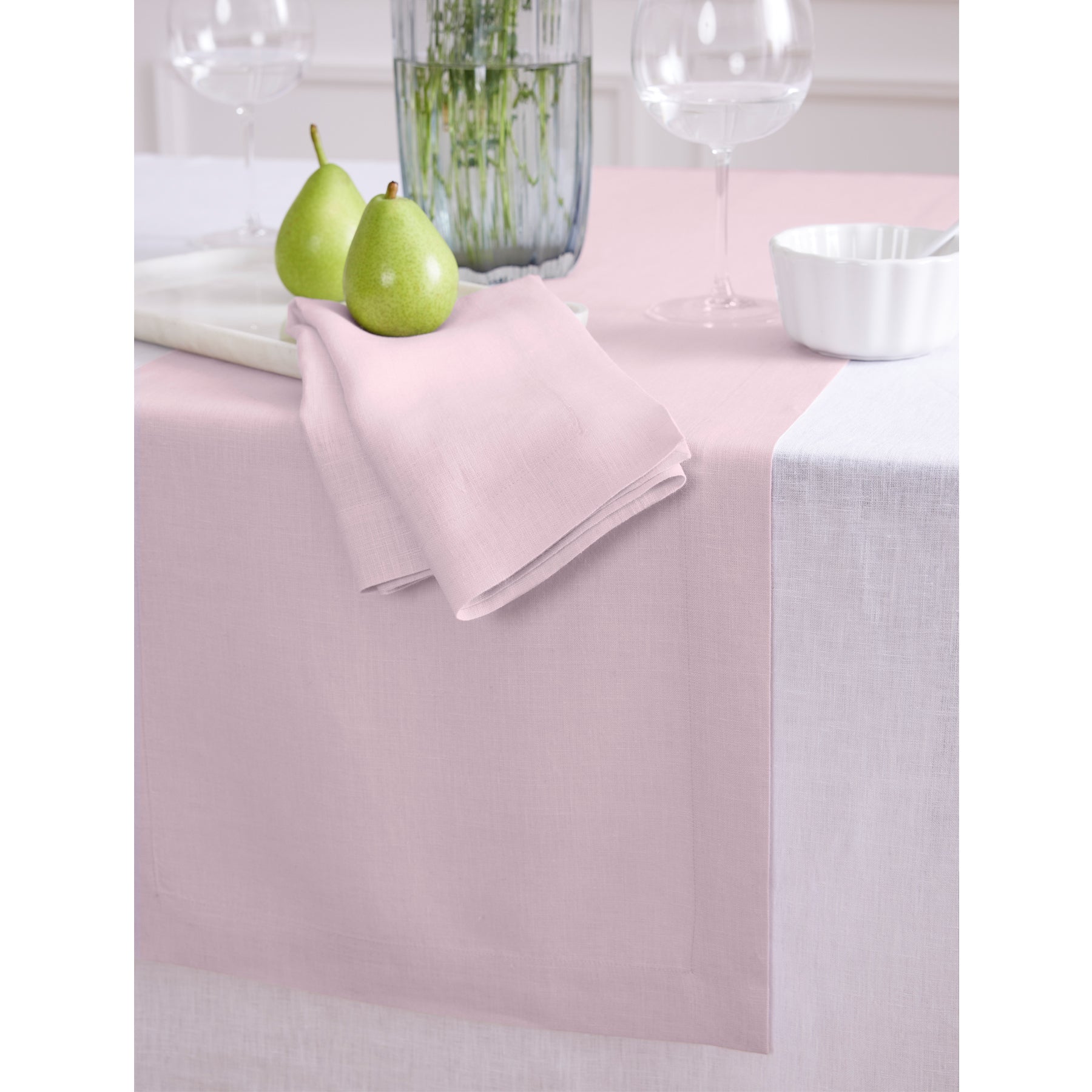Sonoma Table Runner - Elegant Dining Decor for Thanksgiving & Christmas | Perfect for Holiday Tablescapes & Home Decor