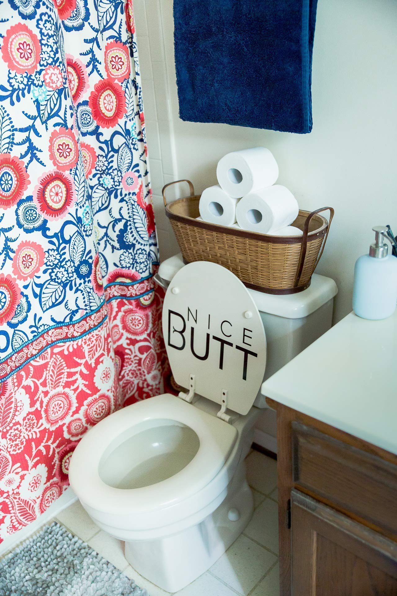 Funny Bathroom Sign - Nice Butt Black Vinyl Toilet Decoration for Bathroom Humor | Perfect for Home, Office or Restaurant Restroom Decor