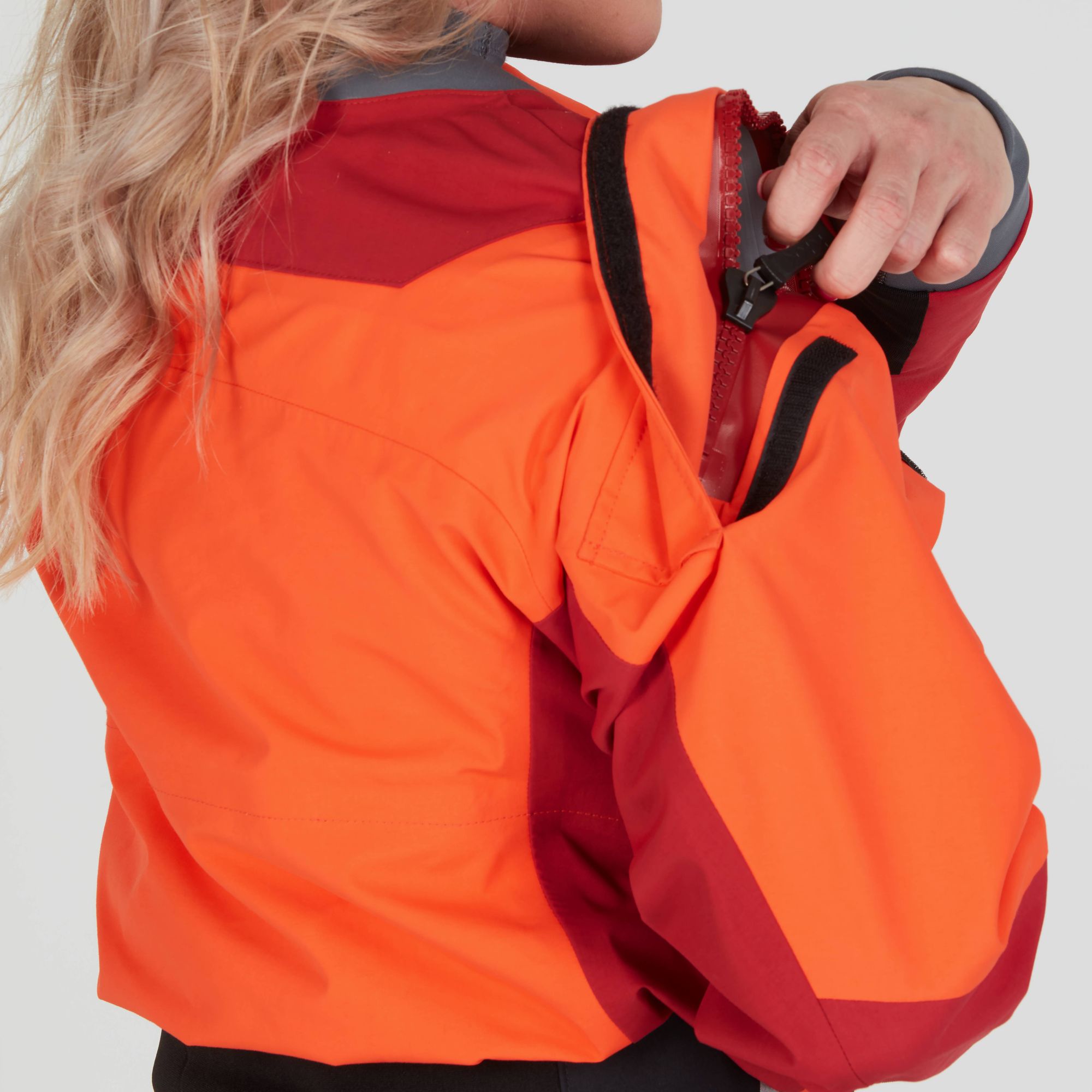Axiom Women's GORE-TEX Pro Dry Suit - Waterproof & Breathable Diving Suit for Scuba, Kayaking, and Cold Water Sports
