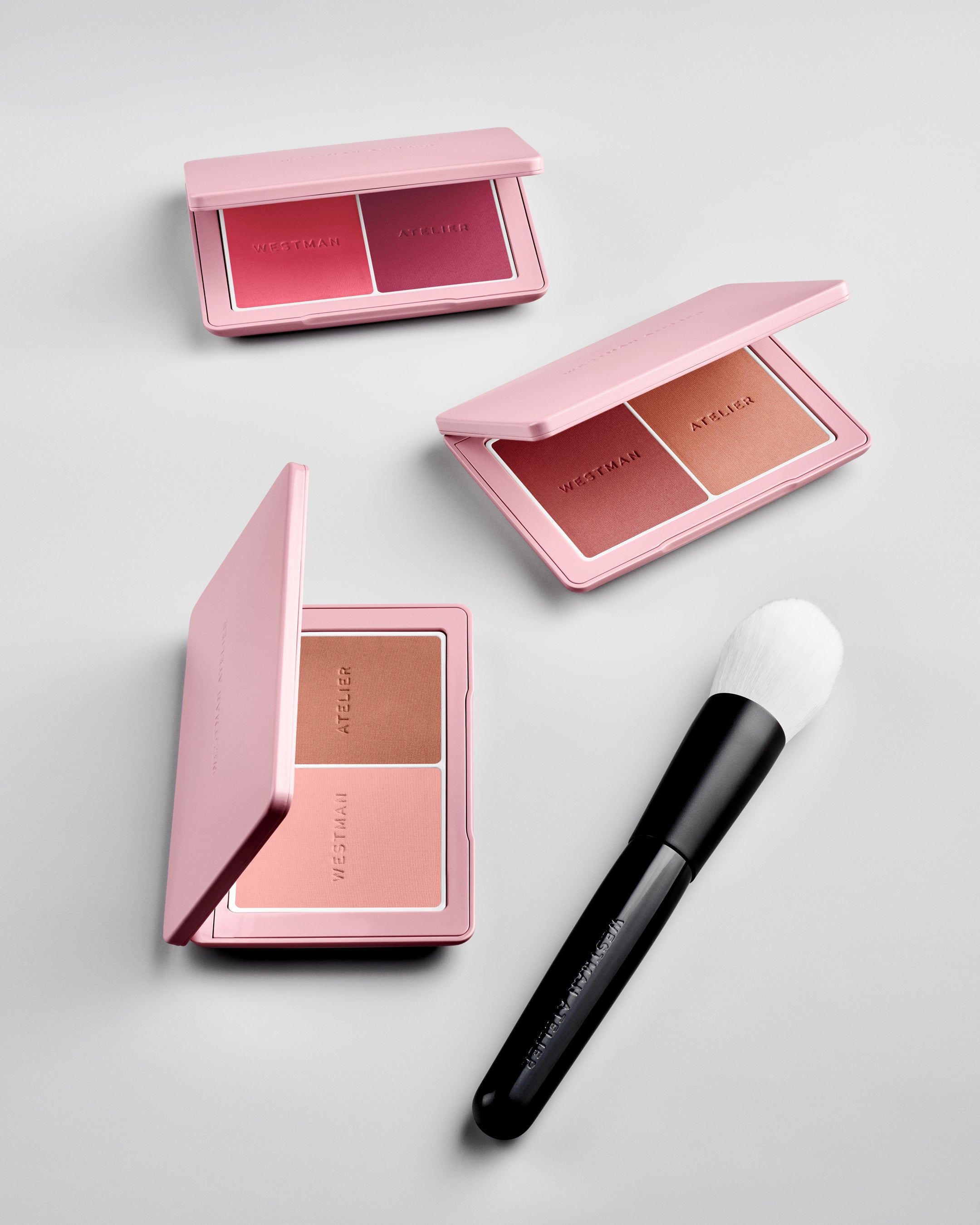 Professional Powder Brush for Flawless Makeup Application - Soft & Dense Kabuki Brush for Loose & Pressed Powder - Perfect for Everyday Use & Travel