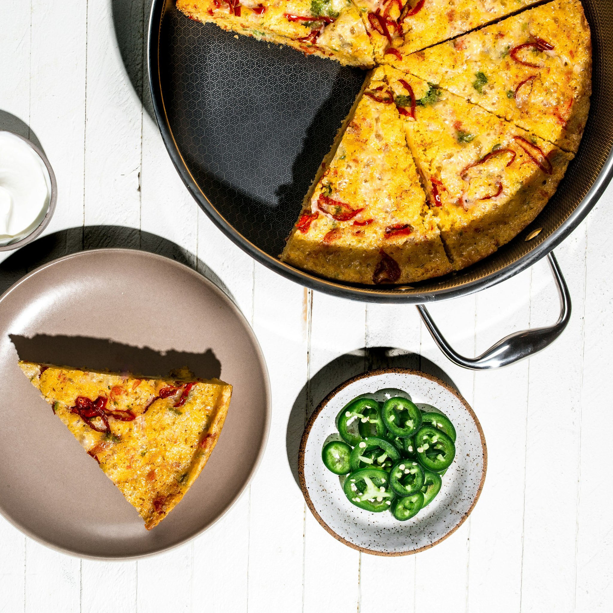 4.3L Hybrid Deep Sauté Pan with Lid - Nonstick Cookware for Frying, Braising & Stewing - Perfect for Gas, Electric & Induction Stoves - Ideal for Home Chefs & Professional Kitchens