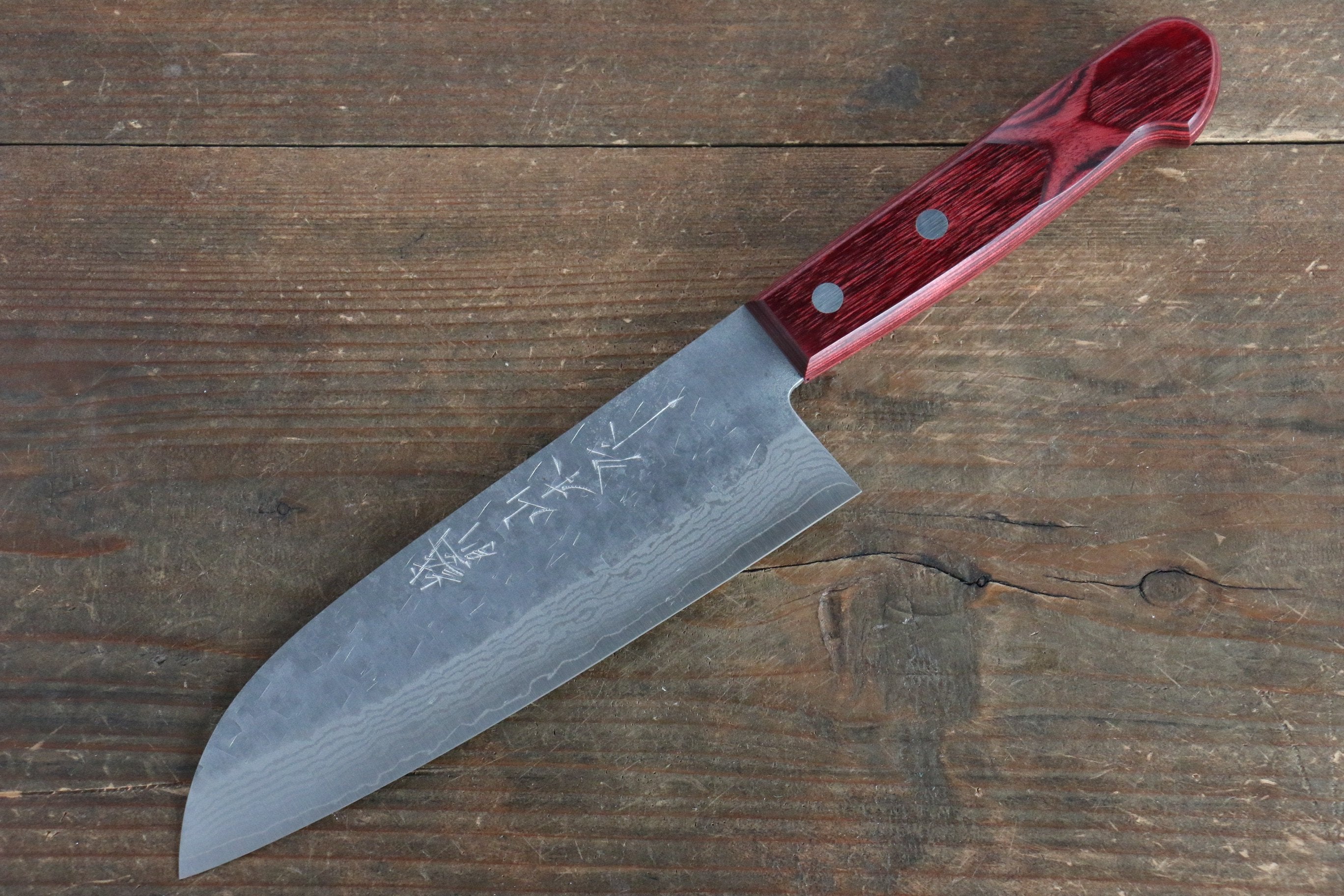 VG10 Hammered Damascus Santoku Knife 7 Inch - Japanese Chef Knife with Red Pakkawood Handle - Perfect for Slicing, Dicing & Chopping Vegetables, Meat & Fish