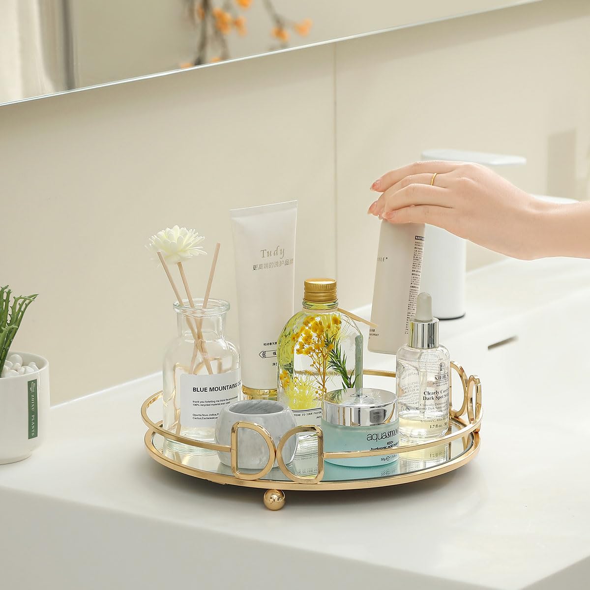 Elegant Round Gold Vanity Tray with Mirror & Bow Design - Perfect for Perfume Display, Jewelry Organizer & Bathroom Decor | Stylish Home Accessory for Dresser, Nightstand & Vanity Table