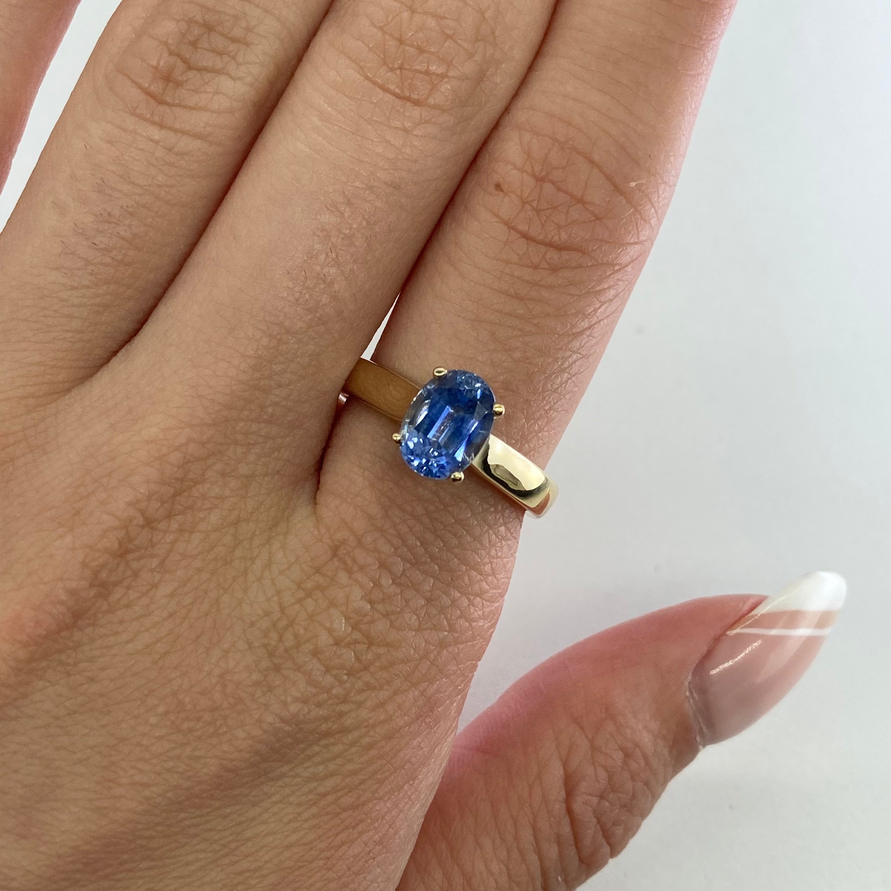 2.02ct Oval Sapphire & Diamond Ring with 0.05ctw Side Stones - Size 7 | Elegant Engagement, Anniversary & Wedding Jewelry Gift for Women