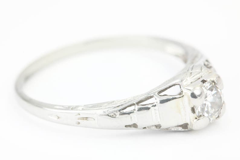 0.35 Carat 18K Gold Natural Diamond Solitaire Cocktail Ring for Women - Elegant Engagement & Wedding Jewelry Gift for Brides, Anniversary, Valentine's Day