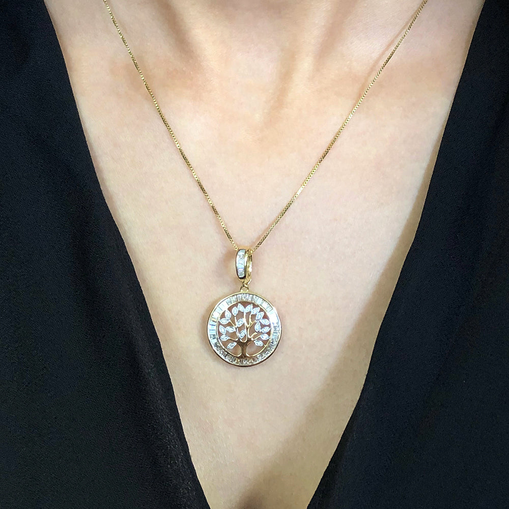 18ct Yellow Gold & White Gold Diamond Pendant Necklace for Women - Elegant Jewelry Gift for Anniversary, Valentine's Day & Special Occasions