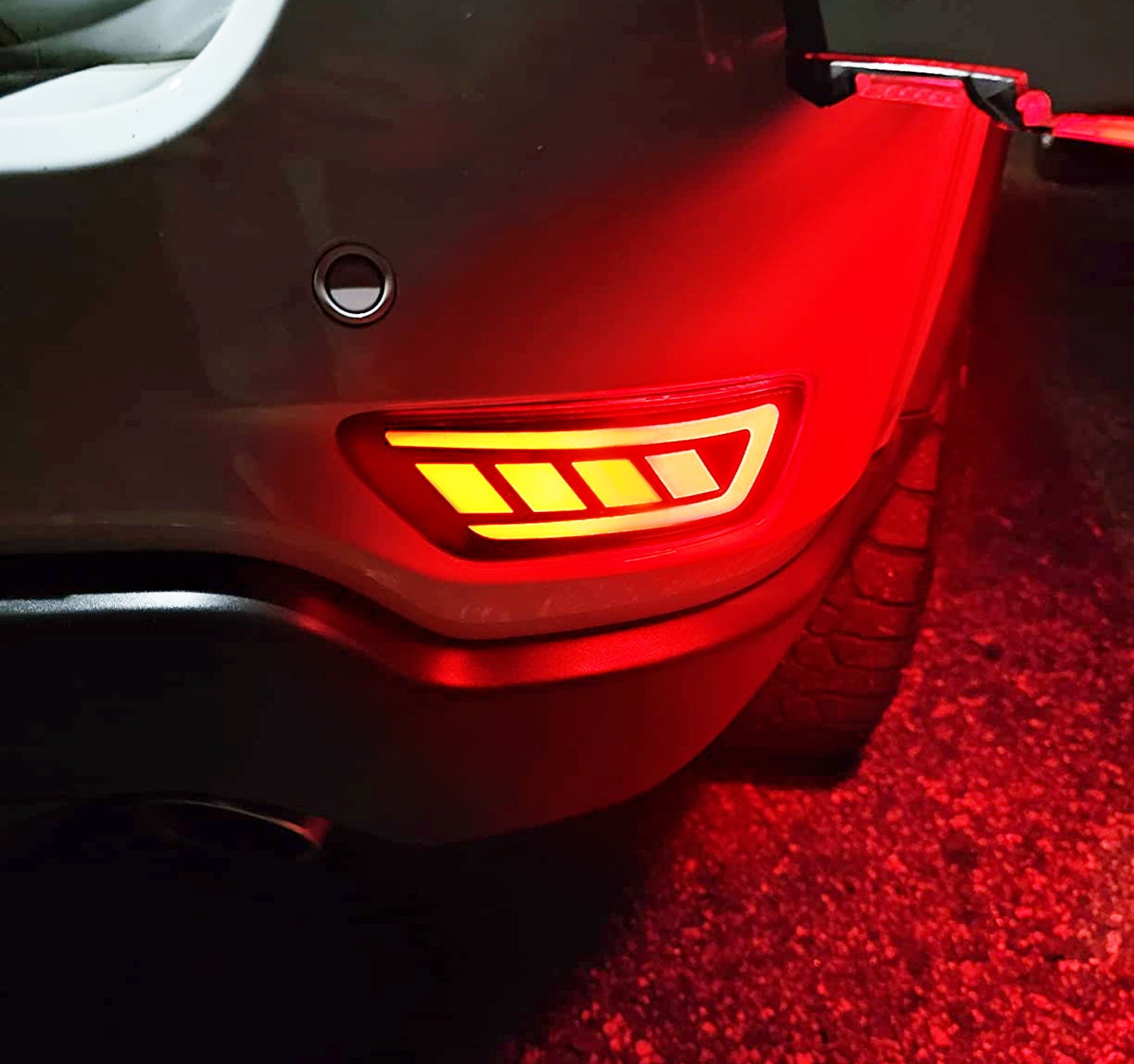 Dark Red LED Rear Bumper Reflector Lights for Jeep WK2 Grand Cherokee 2011-2022 - Enhanced Safety & Style for Night Driving & Off-Road Adventures