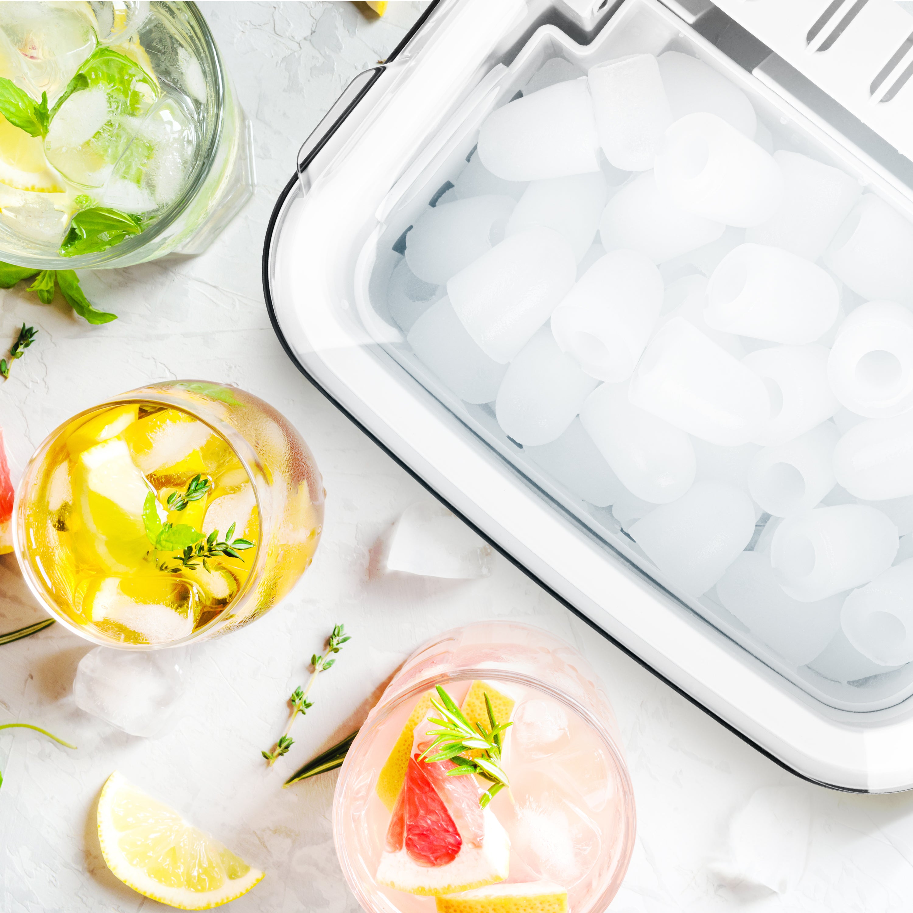 Duronic ICM12 Fast 6-Minute Clear Ice Maker Machine | Portable Automatic Ice Cube Maker with Scoop & Basket | 12KG/24H Self-Cleaning | Perfect for Home, Office, Bar, BBQ, RV & Outdoor Adventures | Black