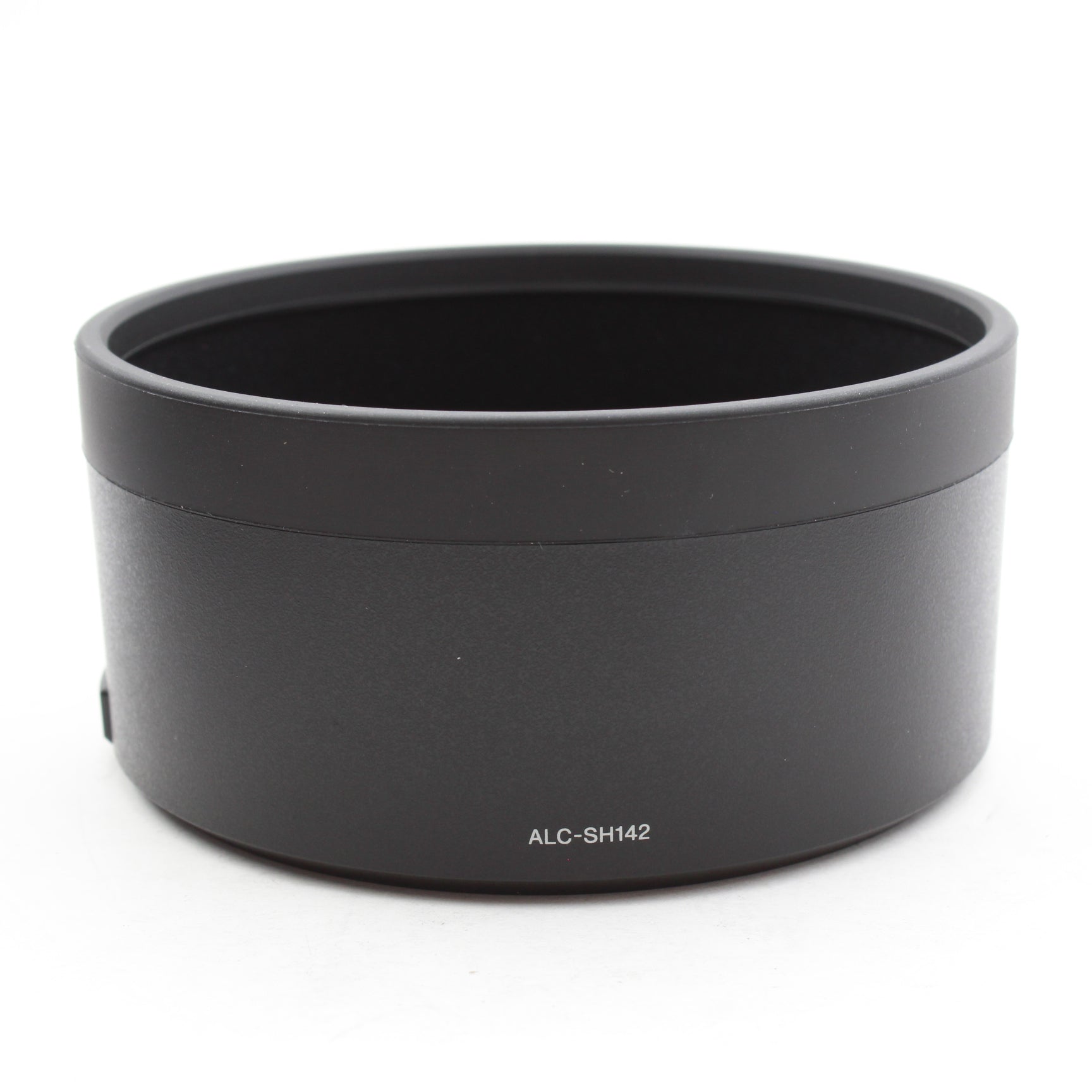 Open Box Excellent Condition Sony FE 85mm f/1.4 GM Lens - Professional Portrait & Low Light Photography
